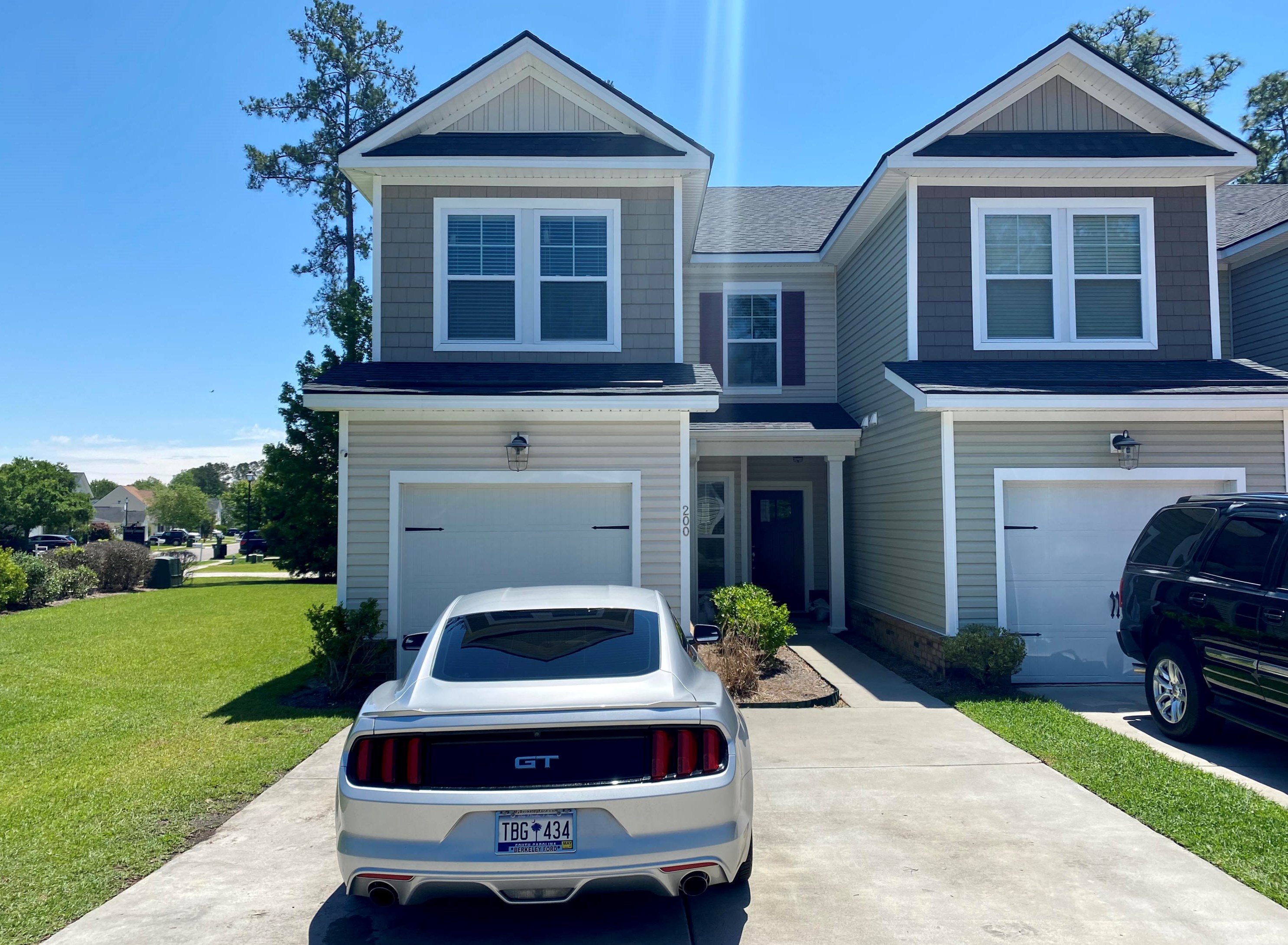 200 Lamplighter Ln, Summerville, SC 29486-2156
