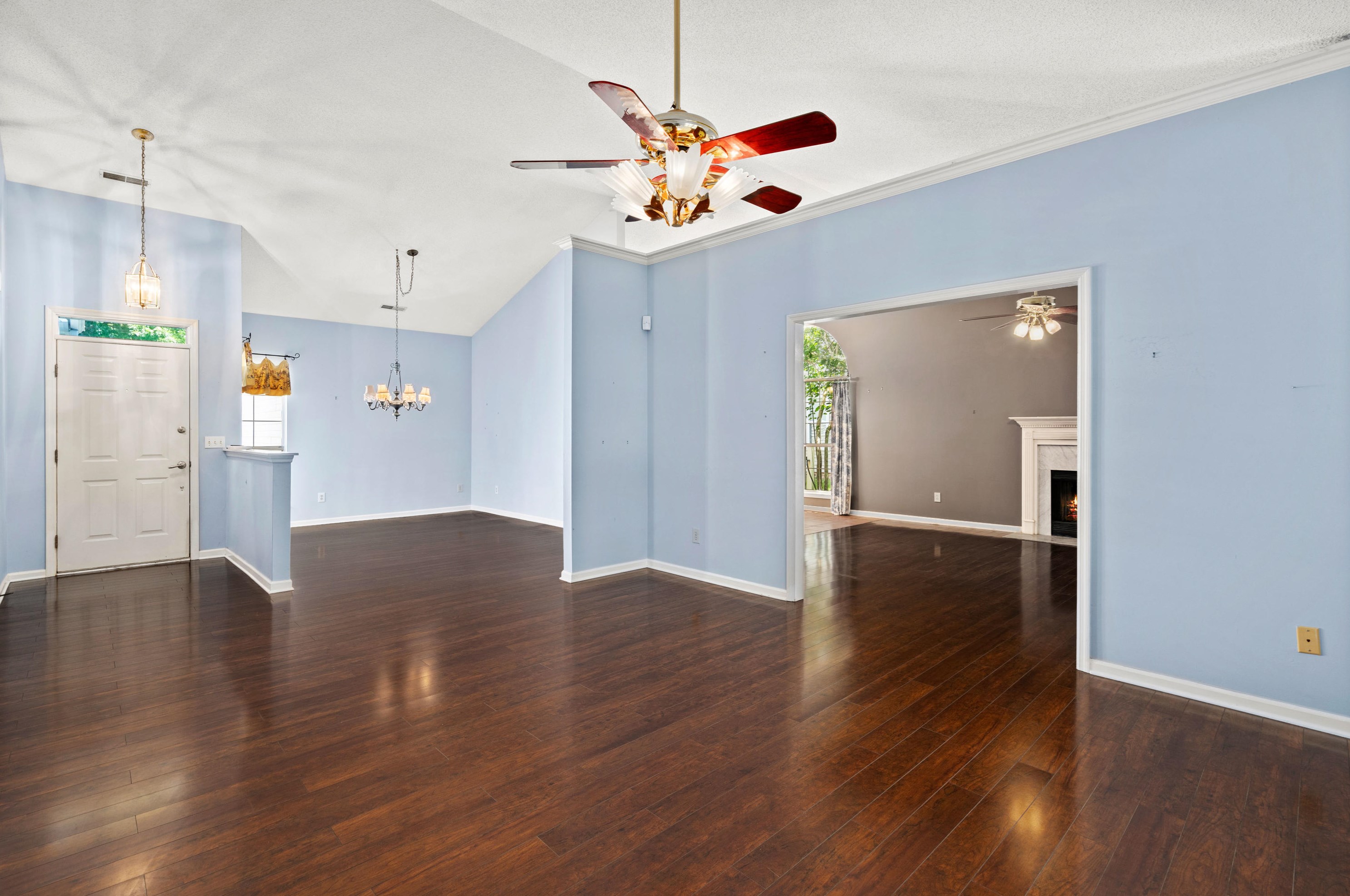 218 Smithfield Ave, Summerville, SC 29485-8226