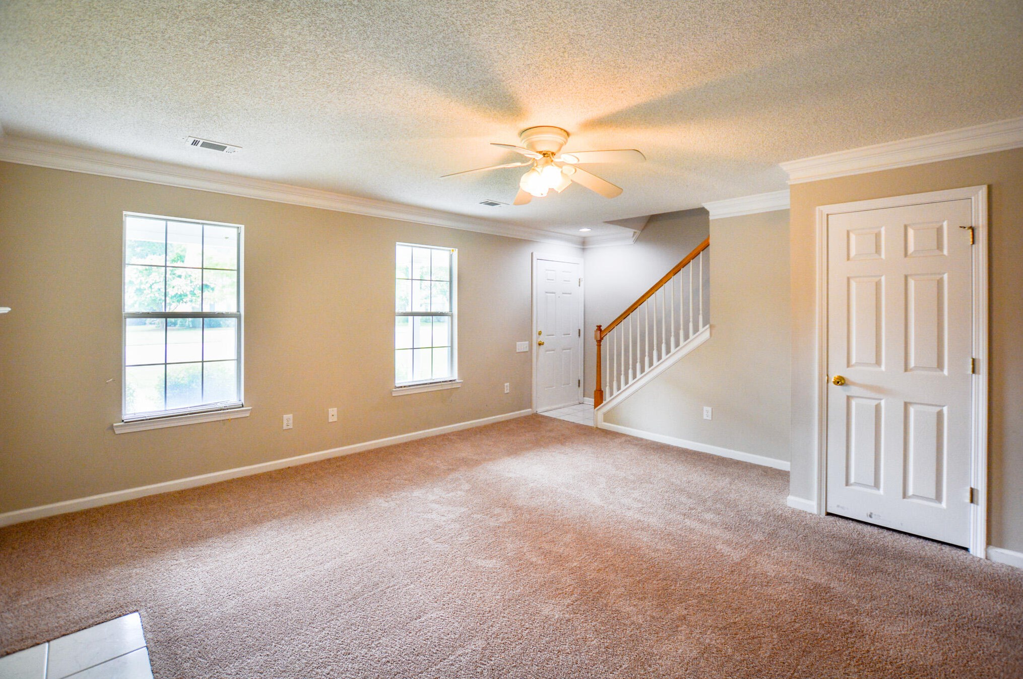 1324 Fenwick Plantation Rd, Johns Island, SC 29455