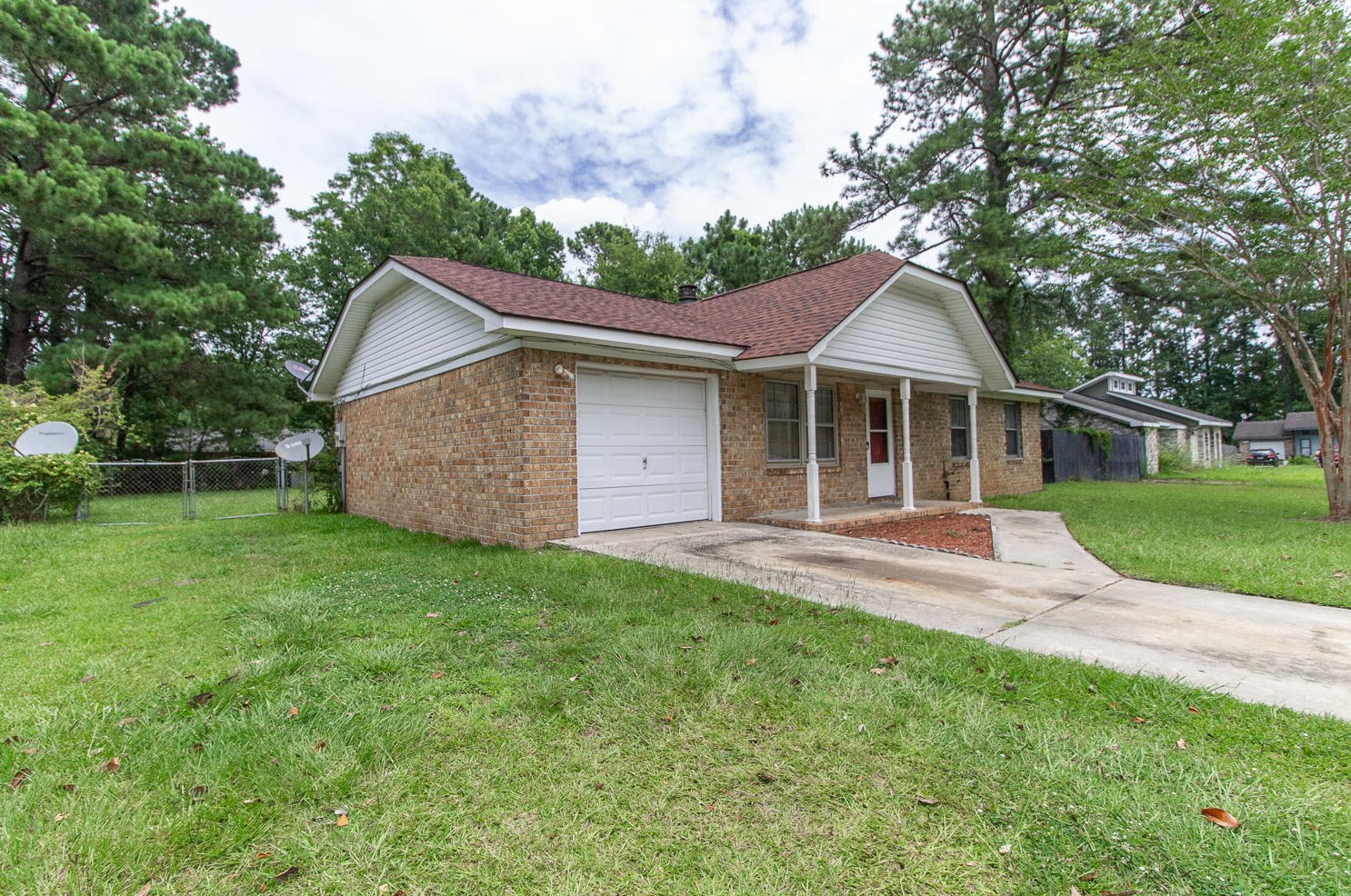 102 Wadmalaw Cir, Summerville, SC 29483