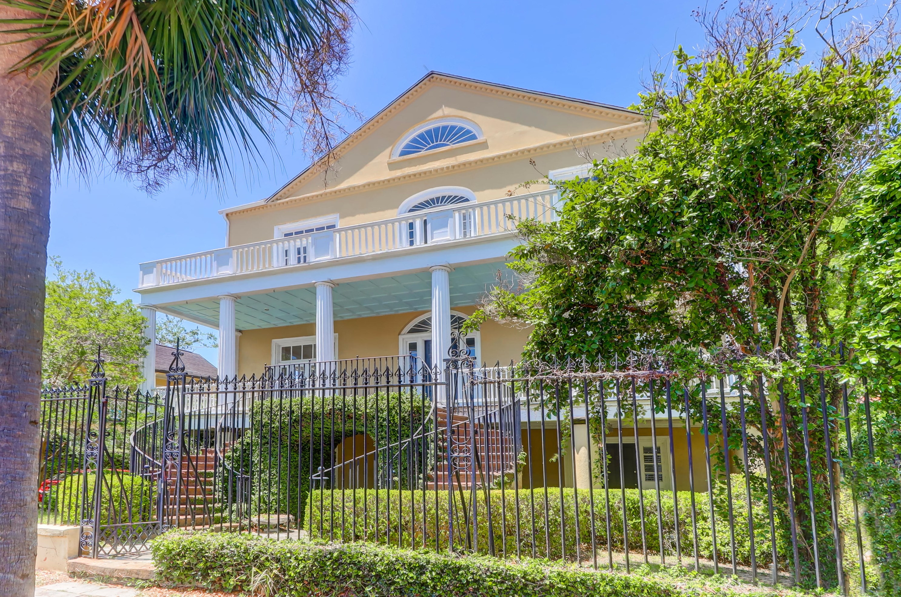 28 Chapel St, Charleston, SC 29403-6357