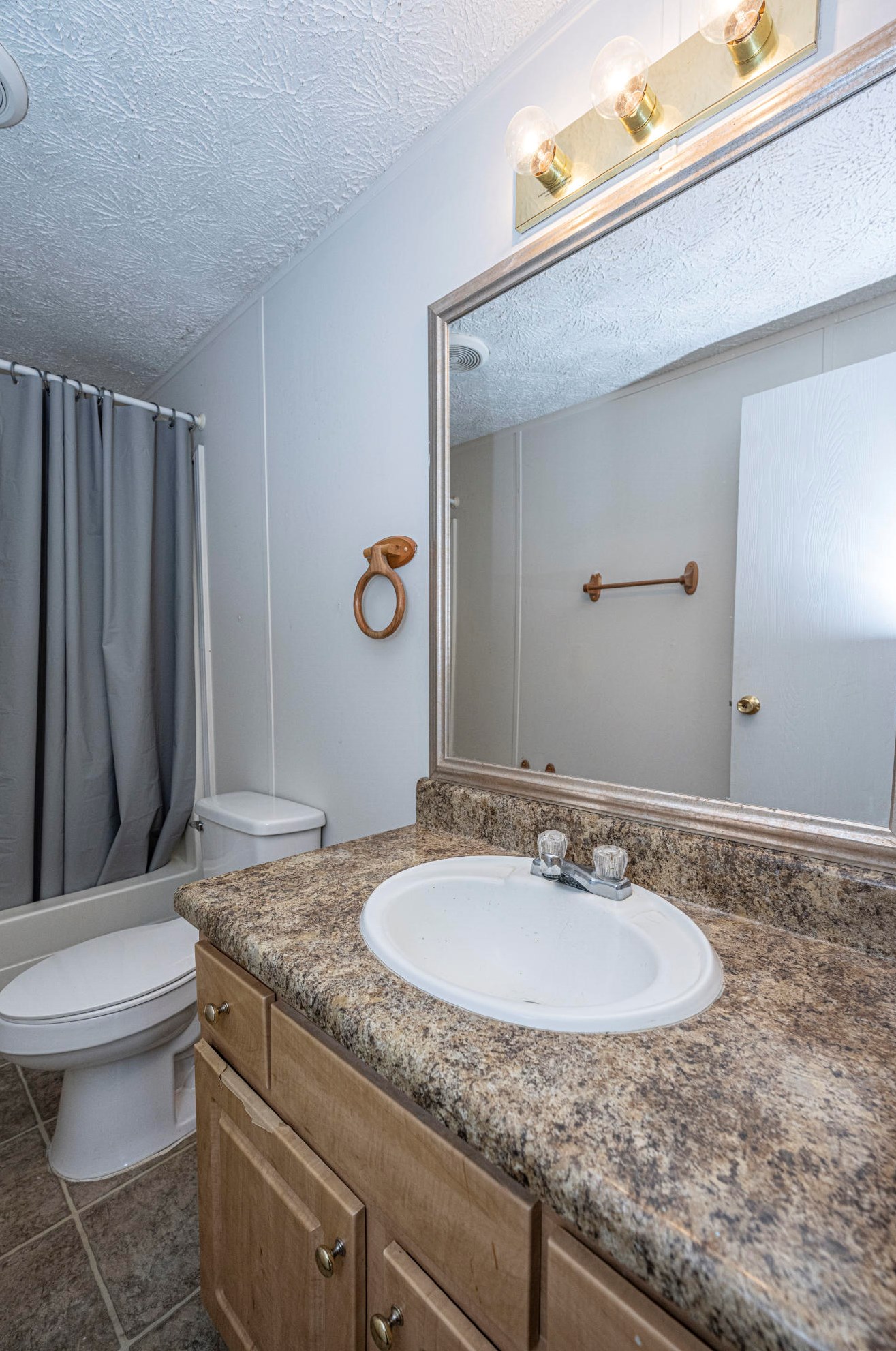 256 Skyland Ln, Moncks Corner SC  29461-7547 exterior