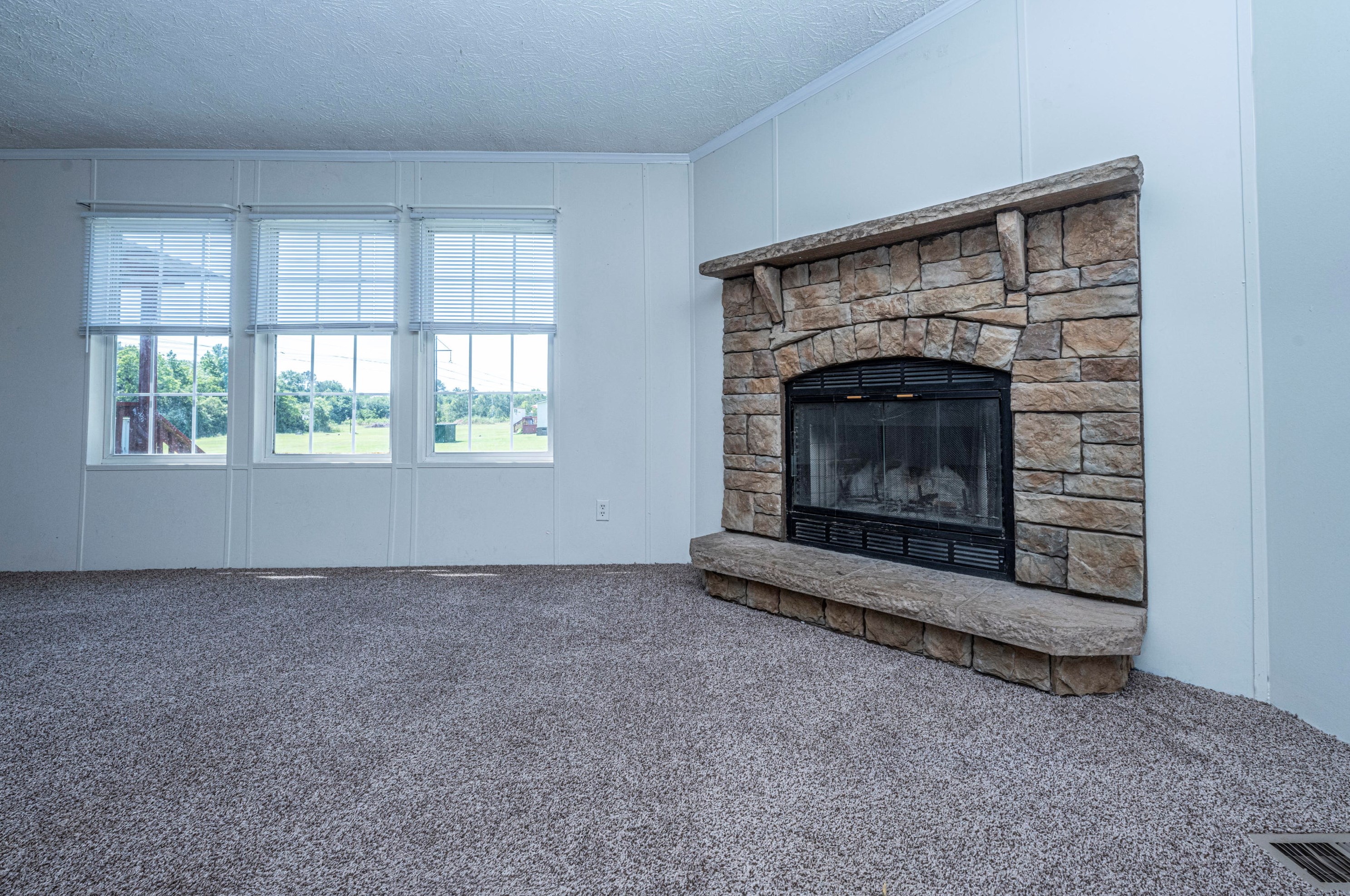 256 Skyland Ln, Moncks Corner SC  29461-7547 exterior