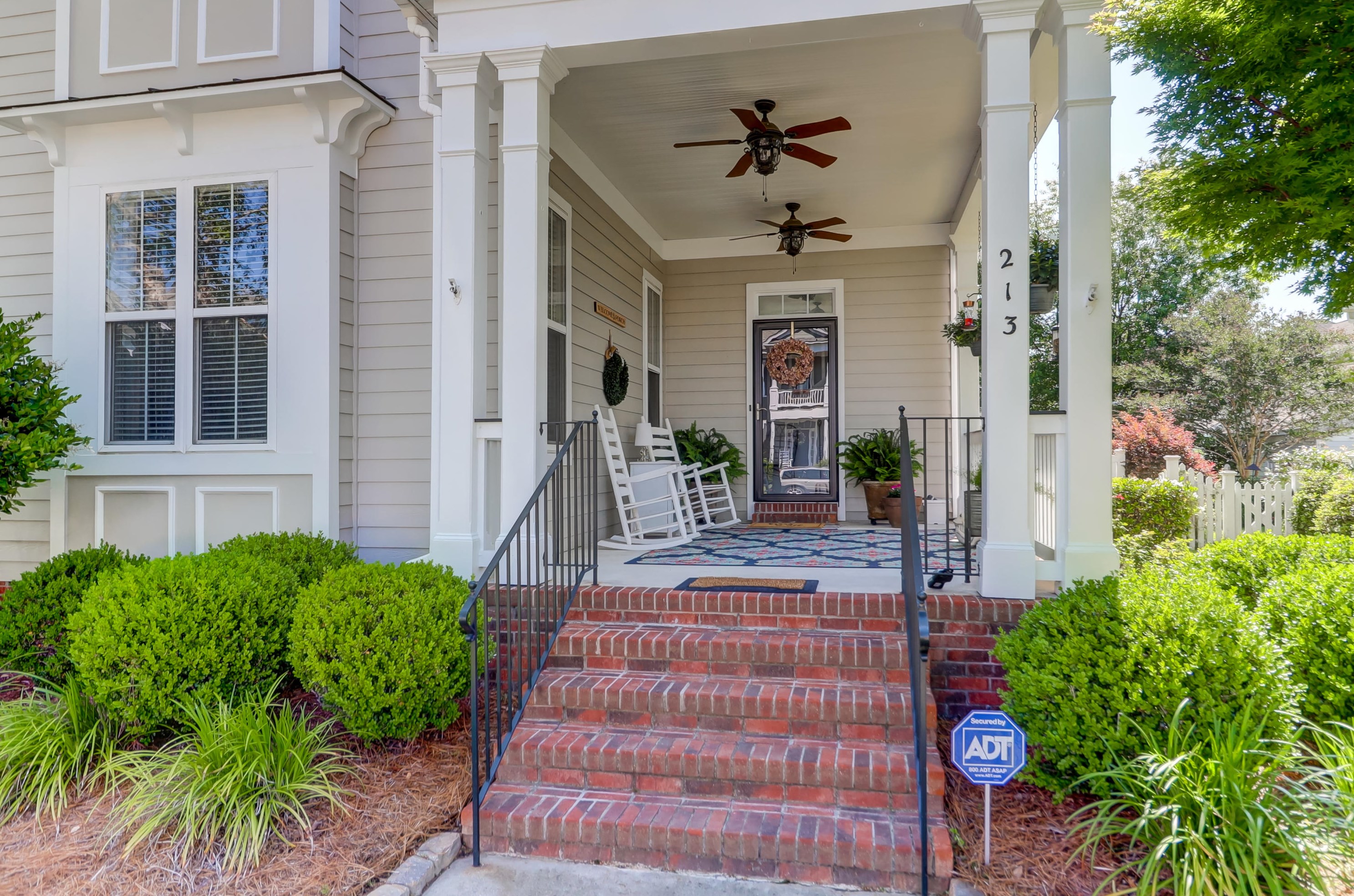 213 Hydrangea St, Summerville, SC 29483-5522