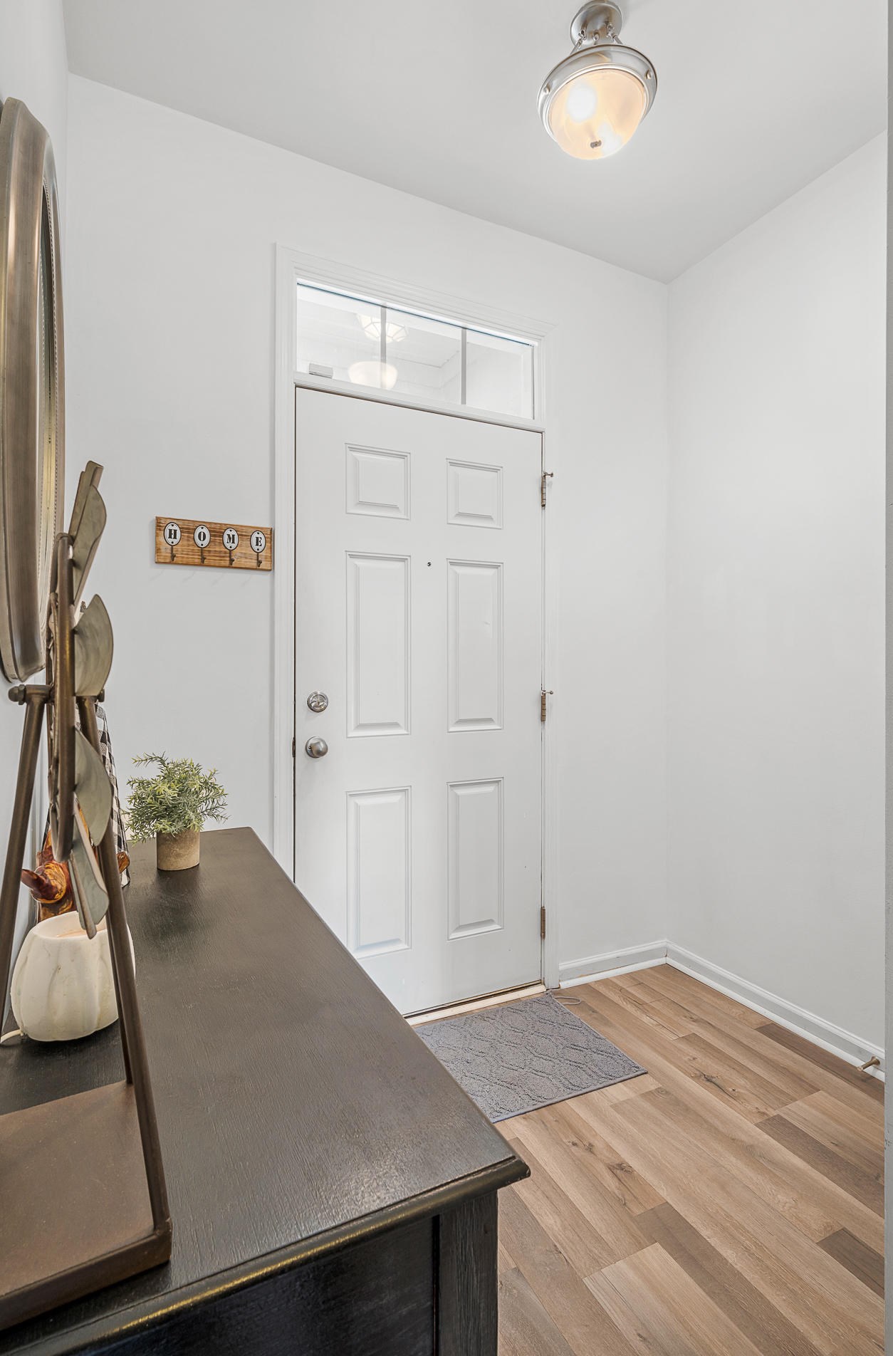 114 Lamplighter Ln, Summerville SC  29483-2136 exterior