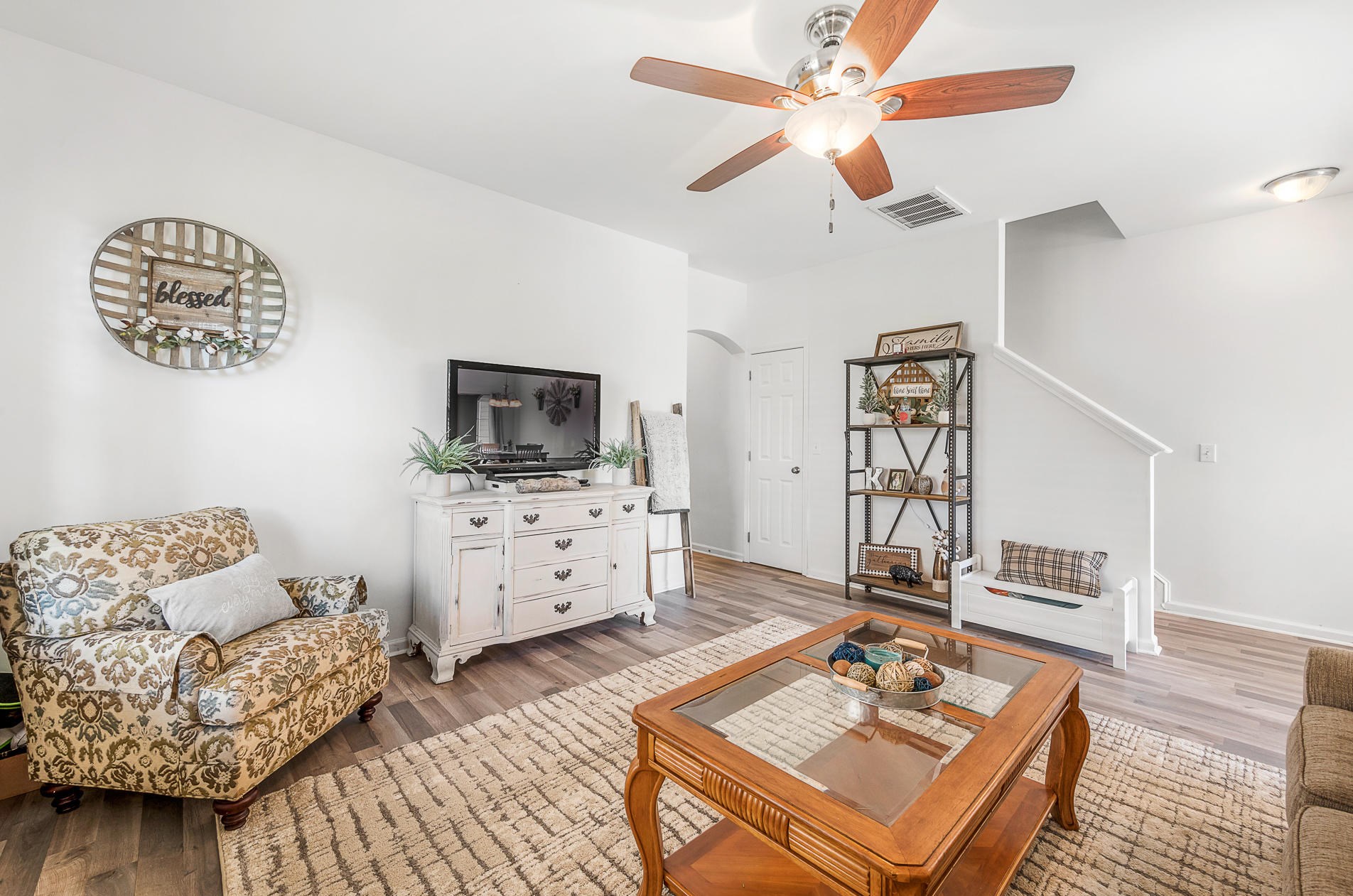 114 Lamplighter Ln, Summerville SC  29483-2136 exterior