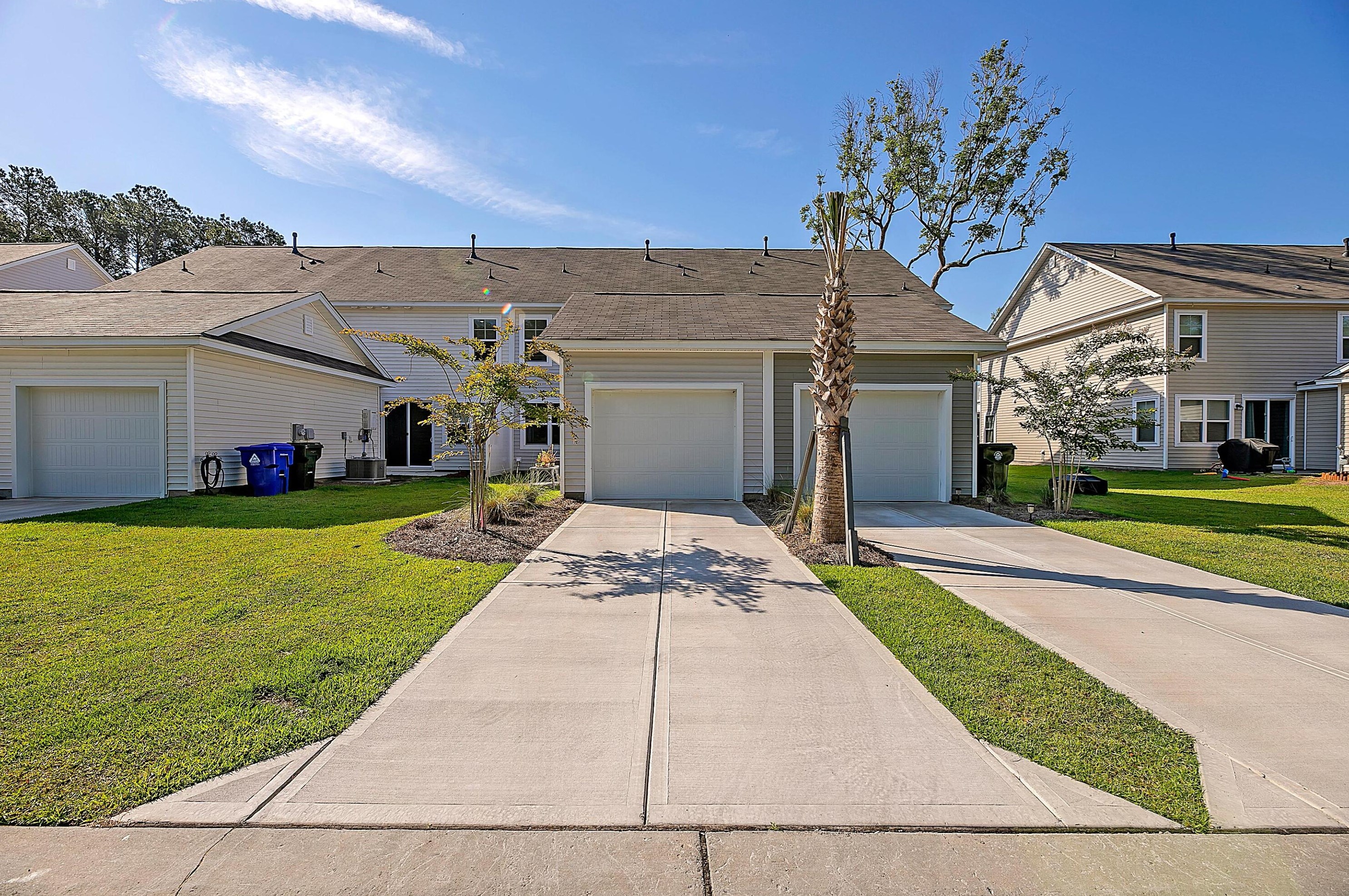 1869 Towne St, Johns Island, SC 29455