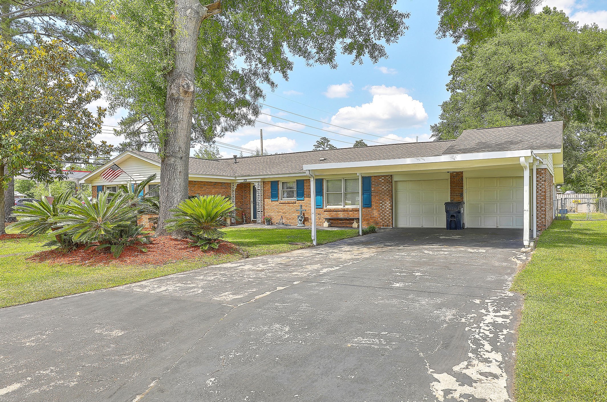 101 Madison Ave, Ladson, SC 29456