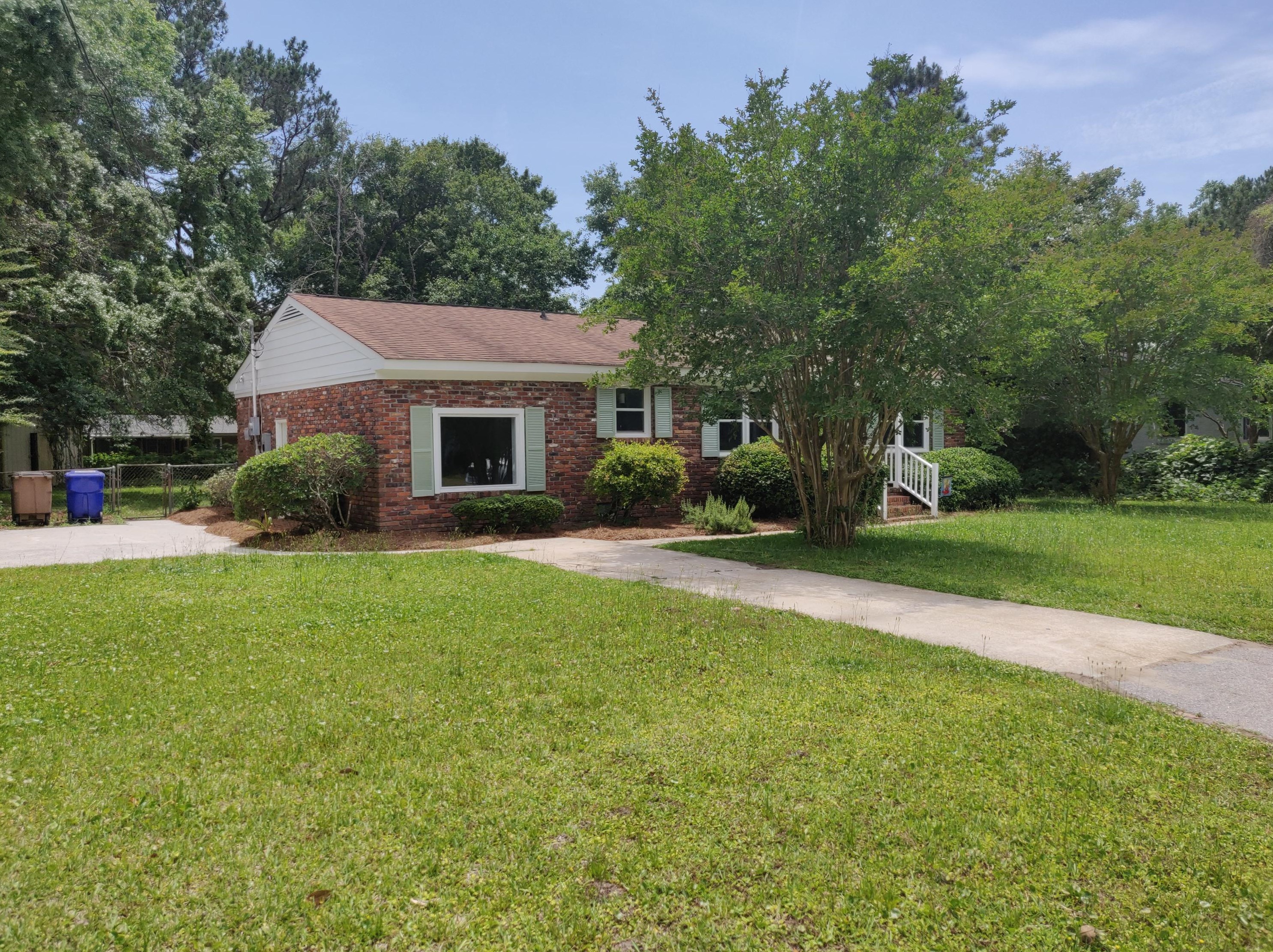 1759 Lady Ashley St, Charleston, SC 29412