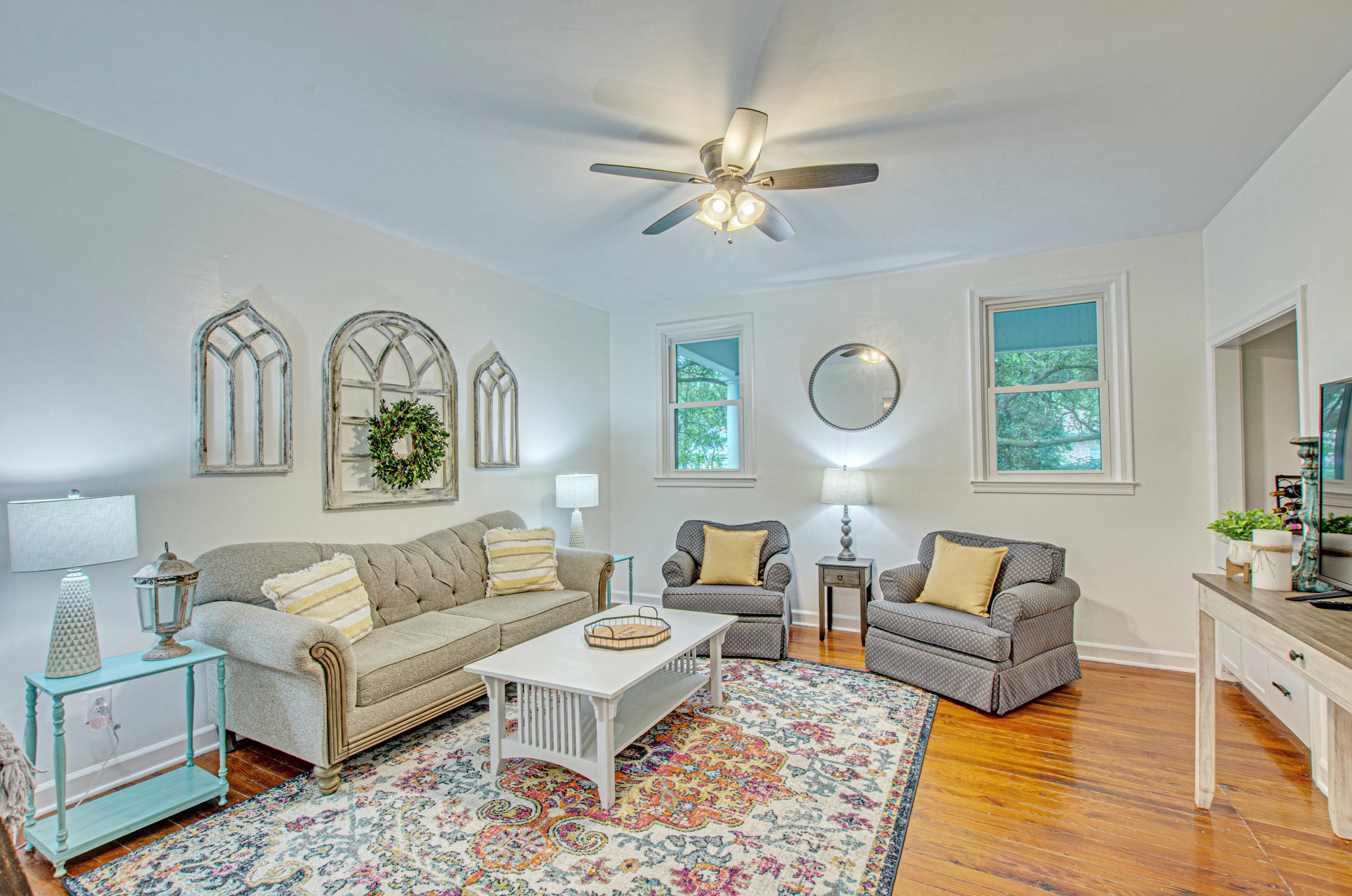 105 Hickory St, Summerville SC  29483-6501 exterior