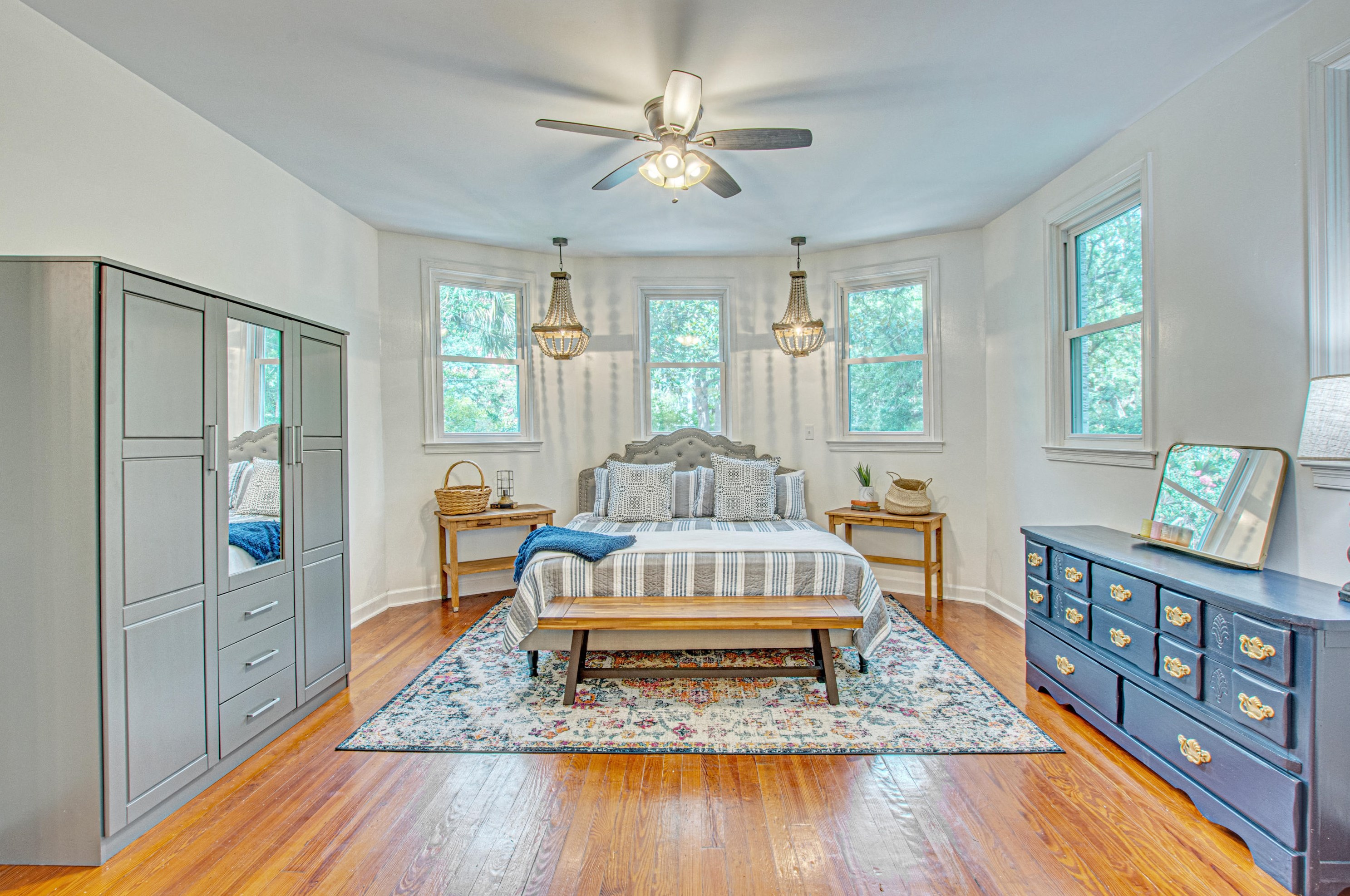 105 Hickory St, Summerville SC  29483-6501 exterior