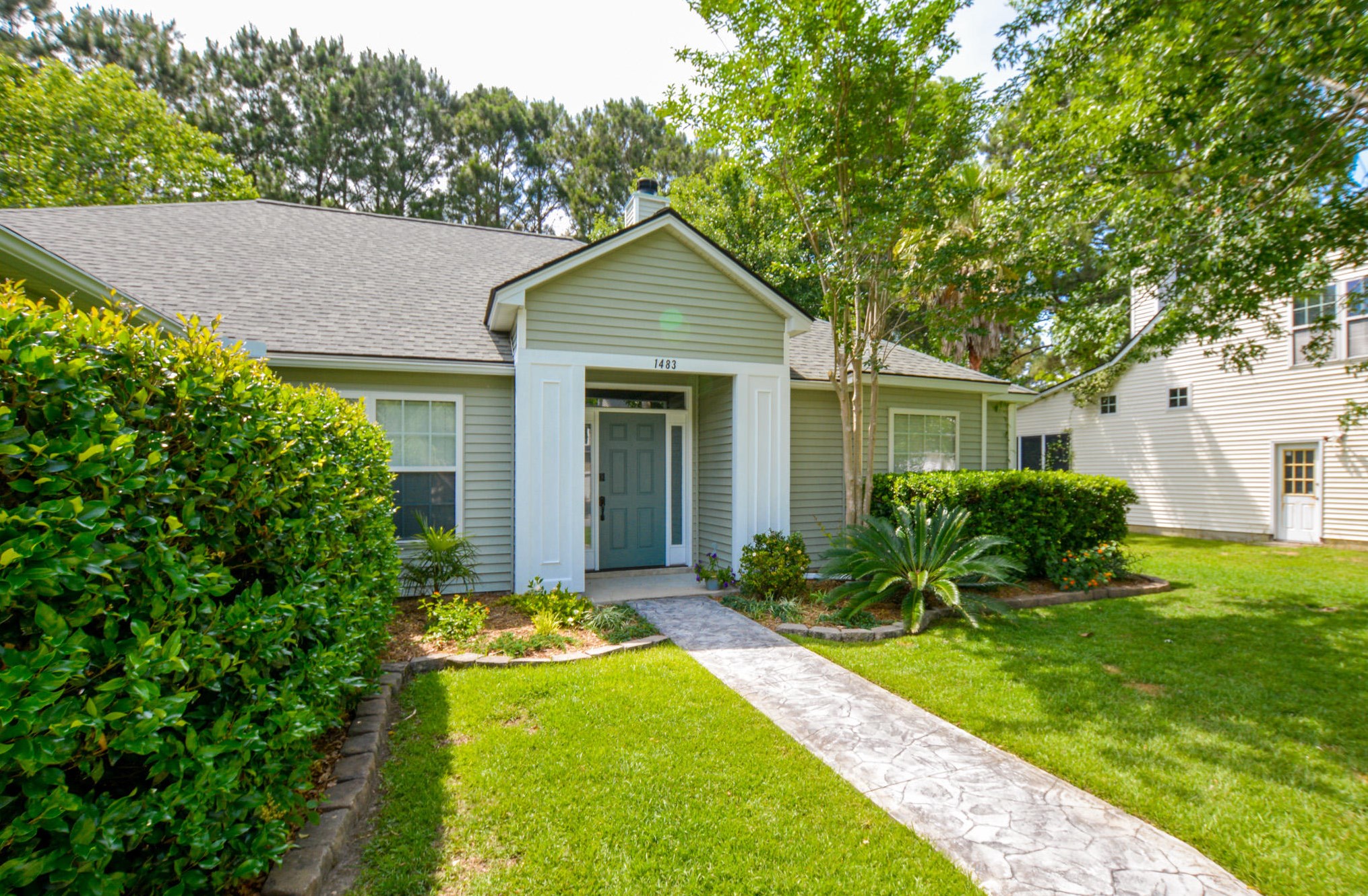 1483 Cypress Pointe Dr, Mount Pleasant, SC 29466