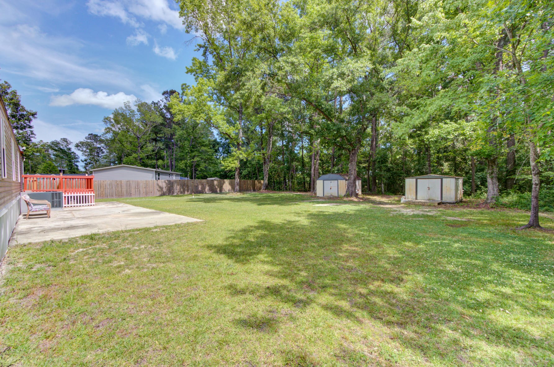 212 Knotty Pine Dr, Summerville, SC 29483-3304