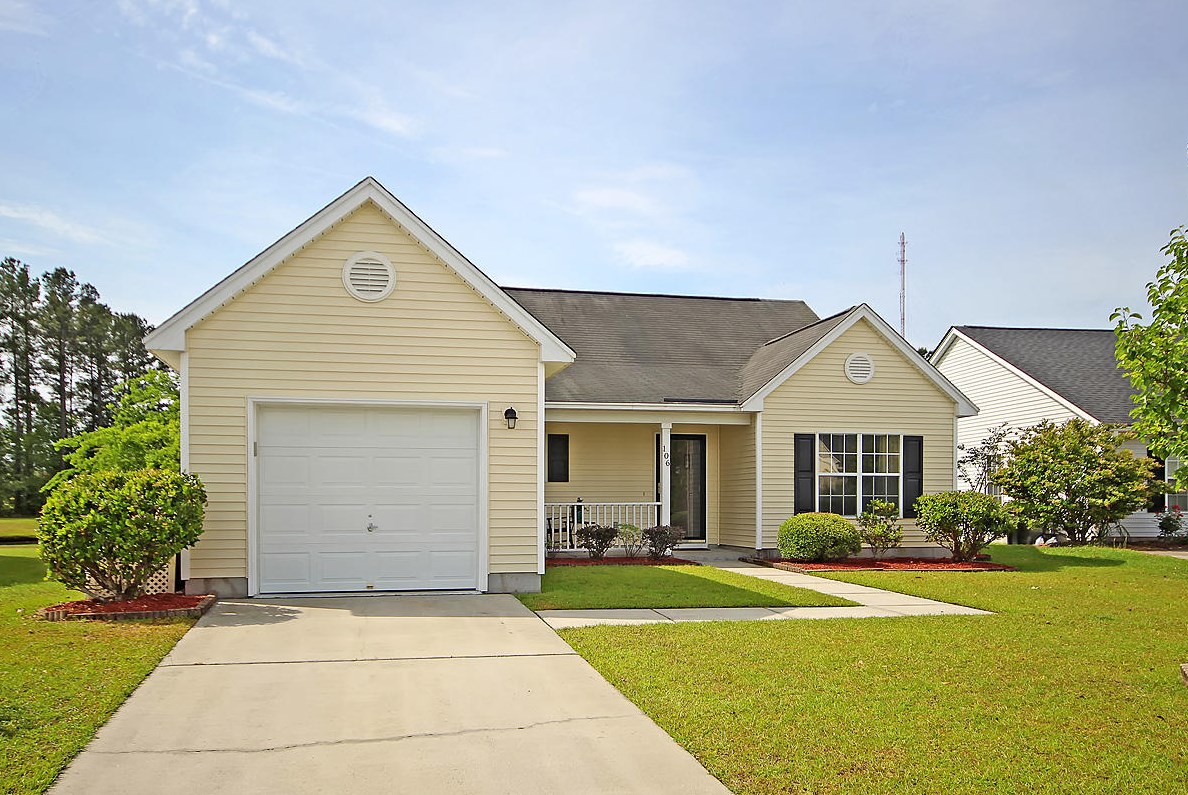 106 Dovetail Cir, Summerville SC  29483-7050 exterior