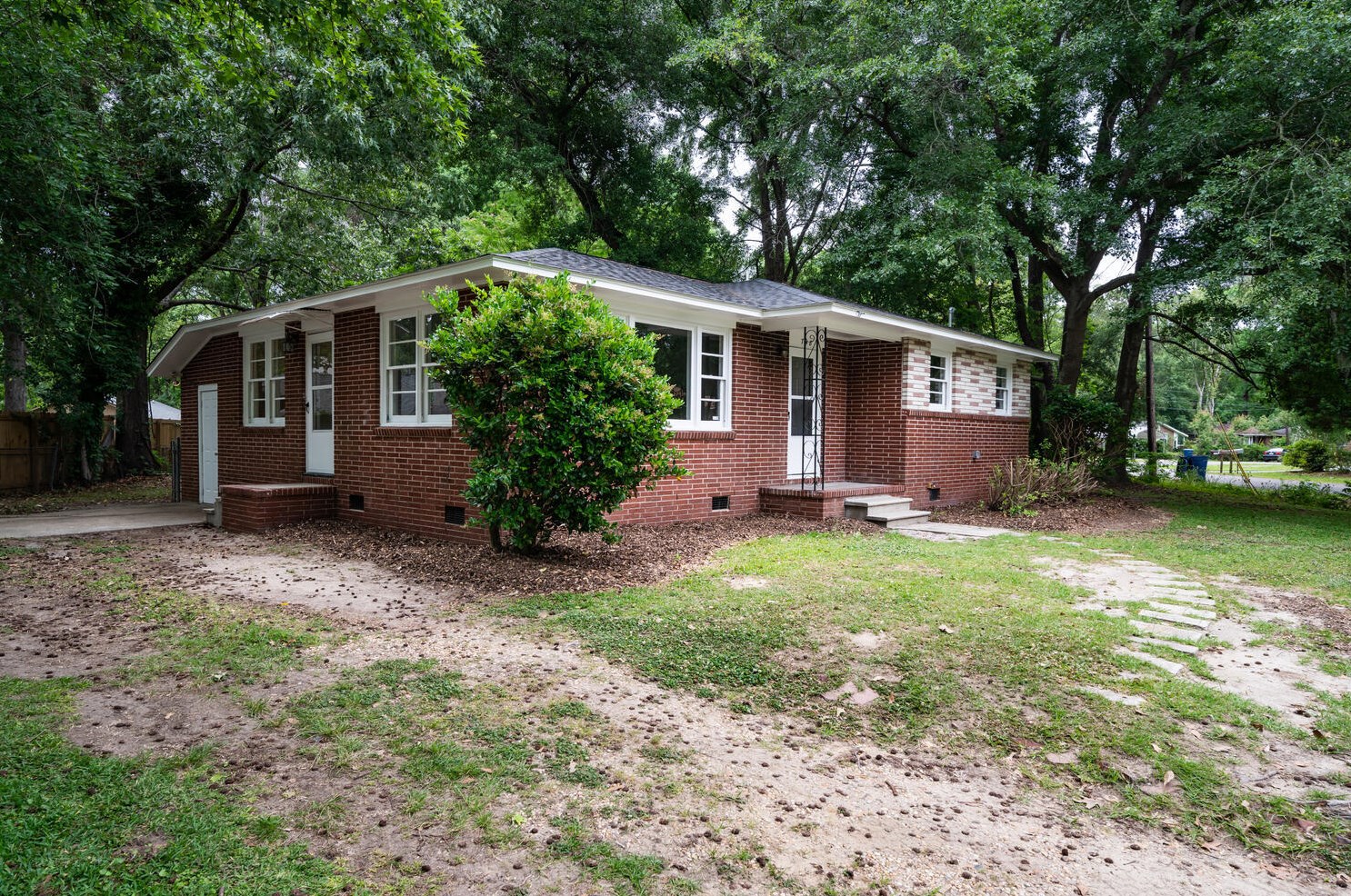 748 E Westchester Dr, Charleston, SC 29414