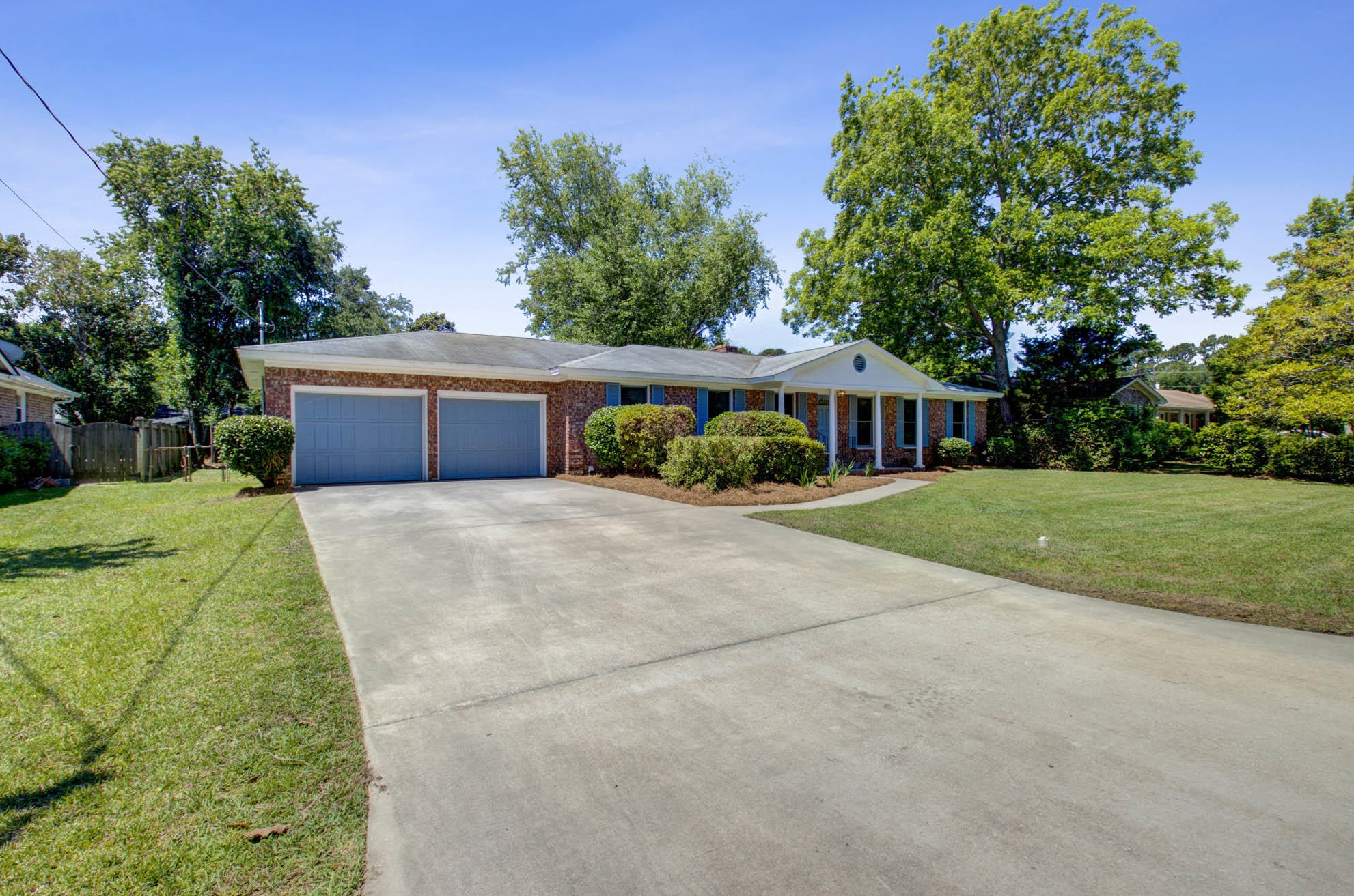 73 Norview Dr, Charleston, SC 29407-3714