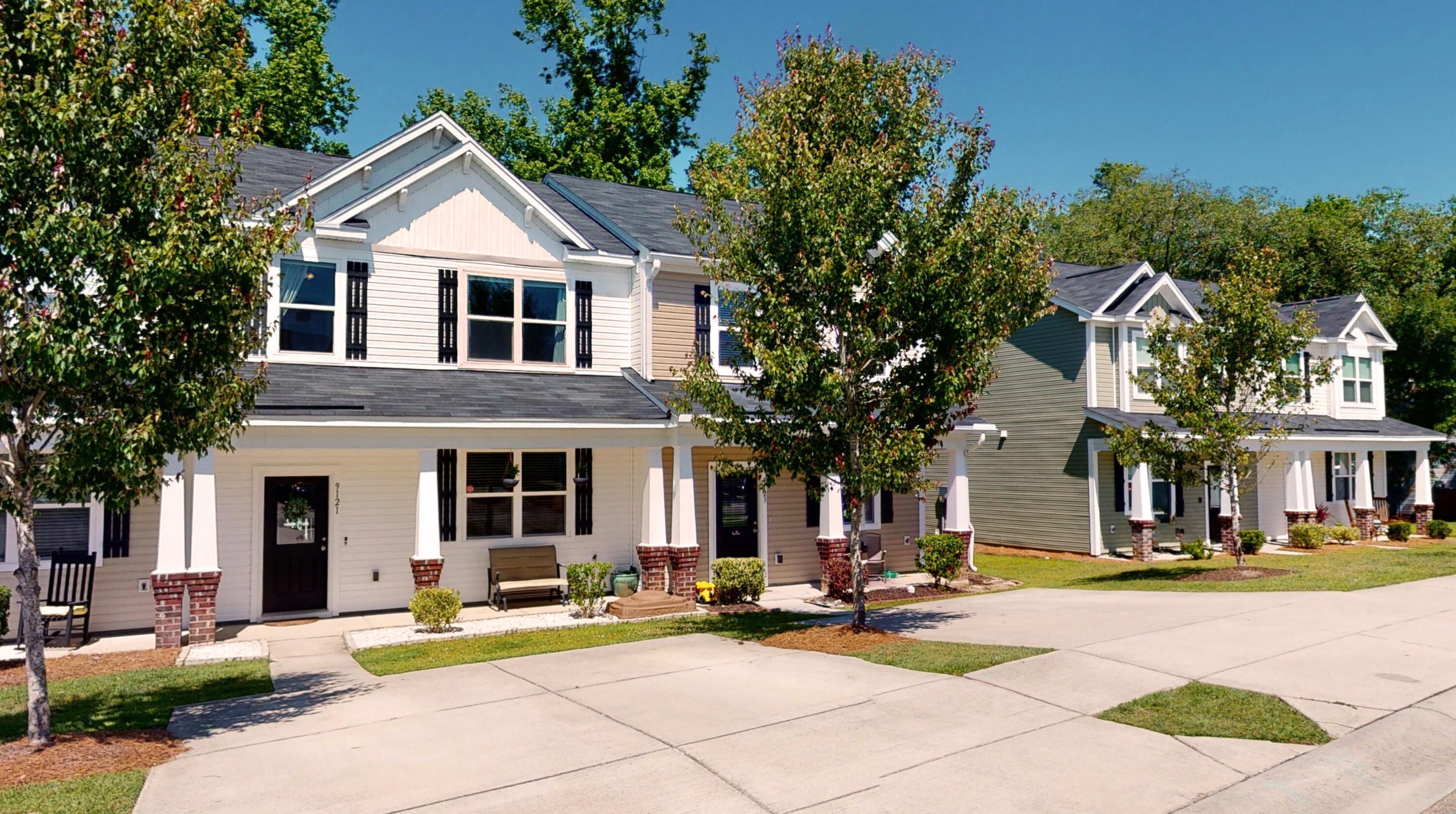 9121 Parlor Dr, Ladson, SC 29456