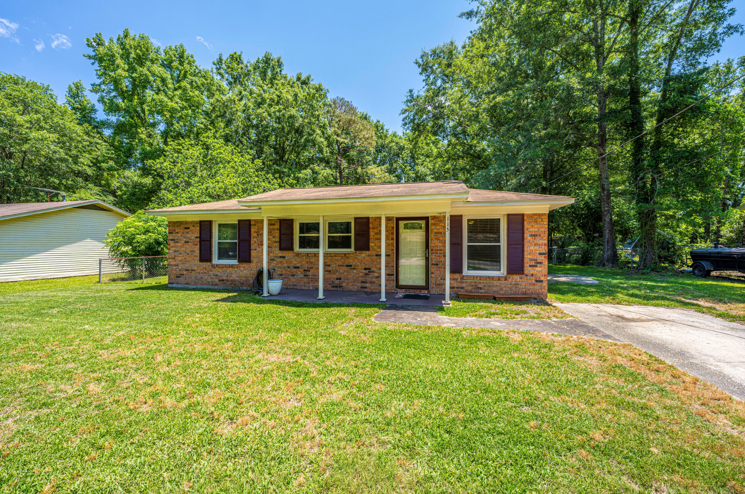 115 White Blvd, Summerville, SC 29483-3025