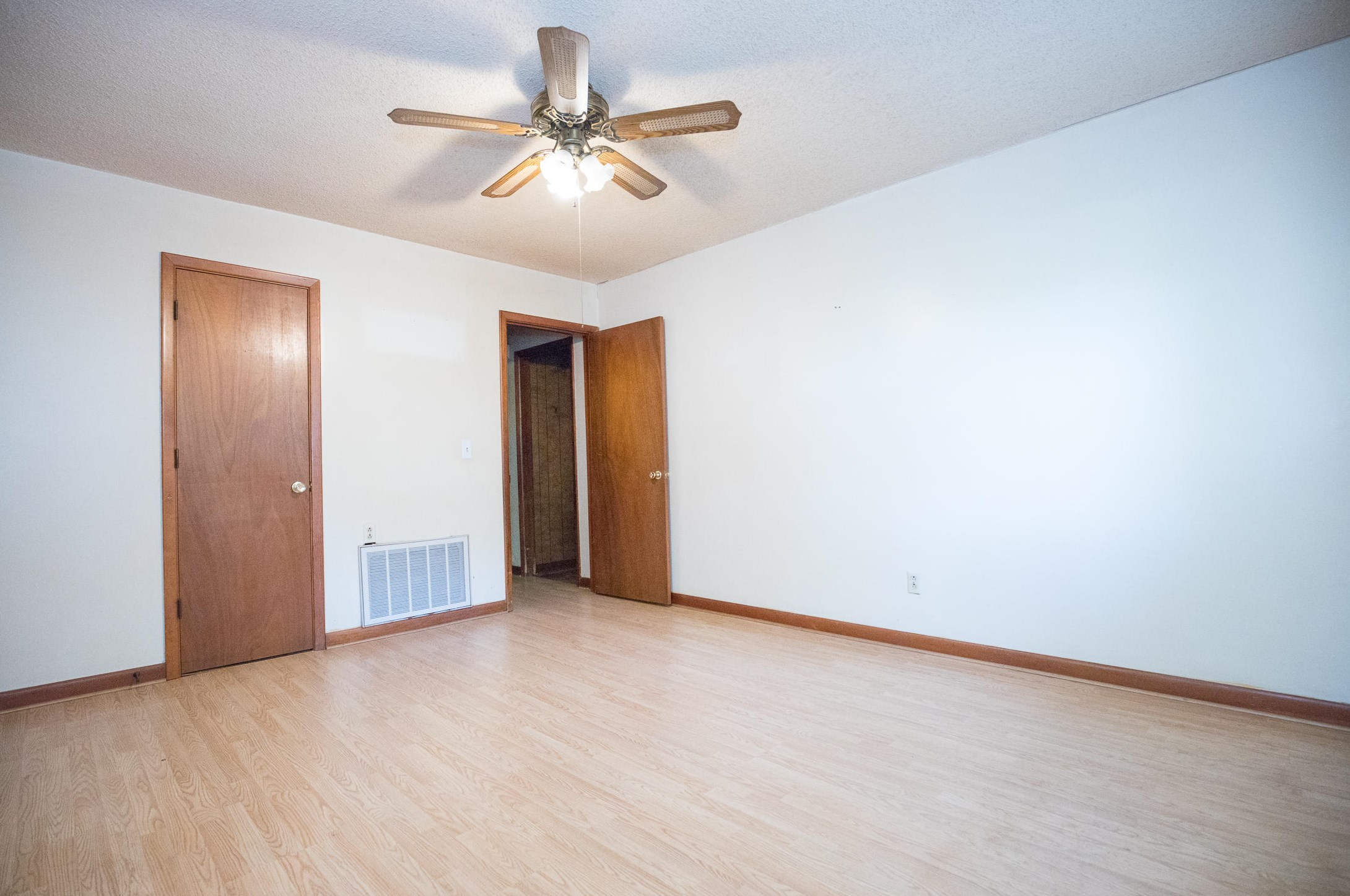 4328 Pamela Ln, Charleston, SC 29405-6748