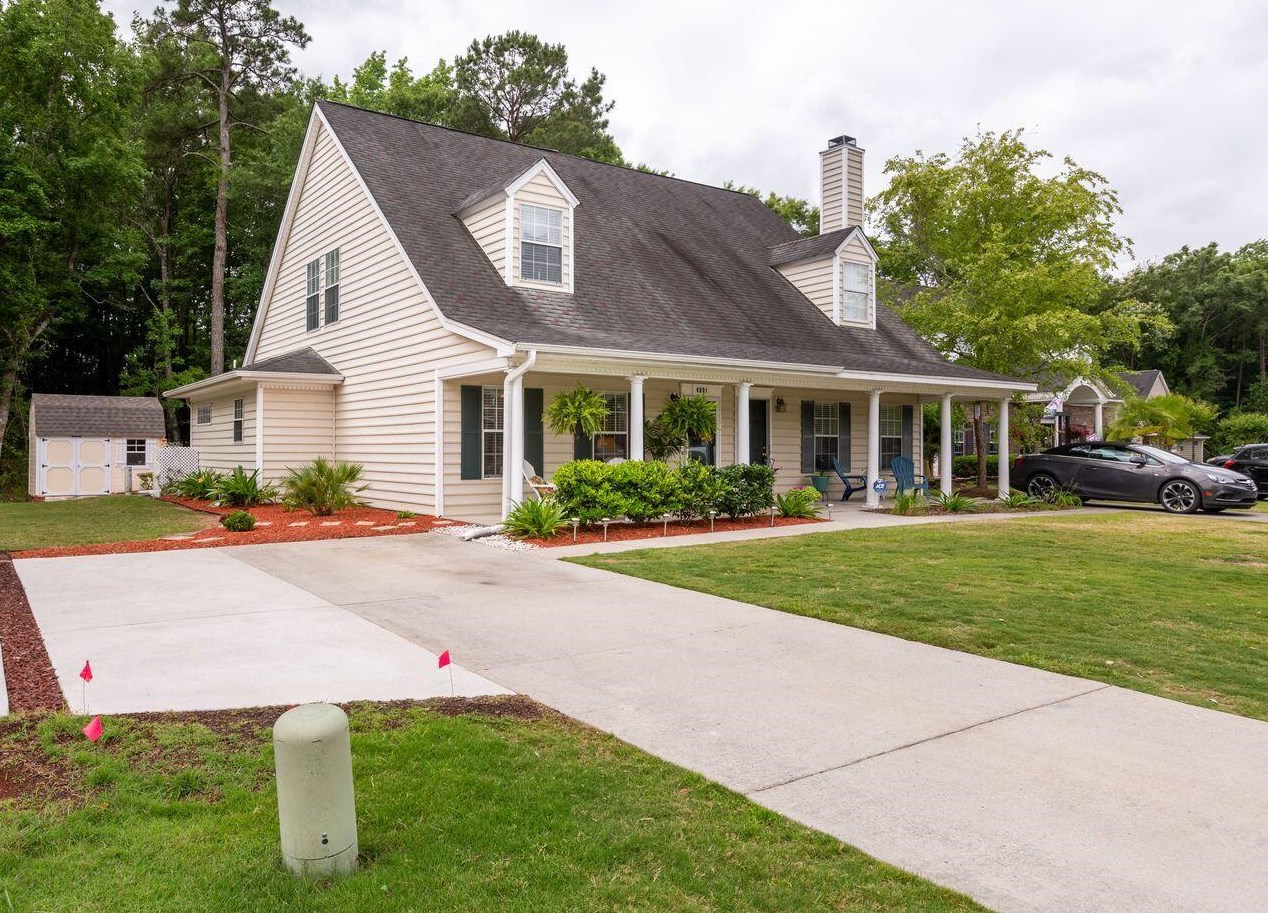 4891 Habersham Ln, Summerville, SC 29485-8579