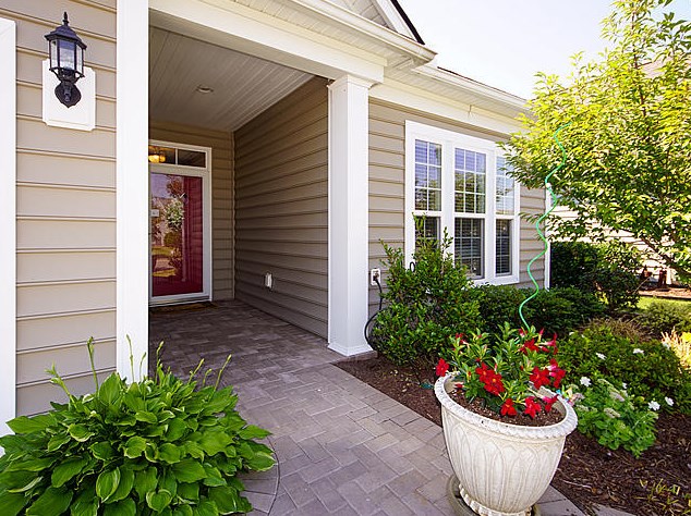 453 Eastern Isle Ave, Summerville, SC 29486-6960