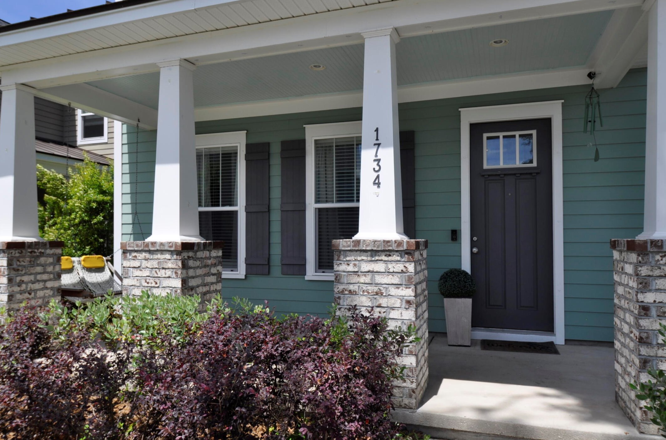 1734 Sparkleberry Ln, Johns Island, SC 29455