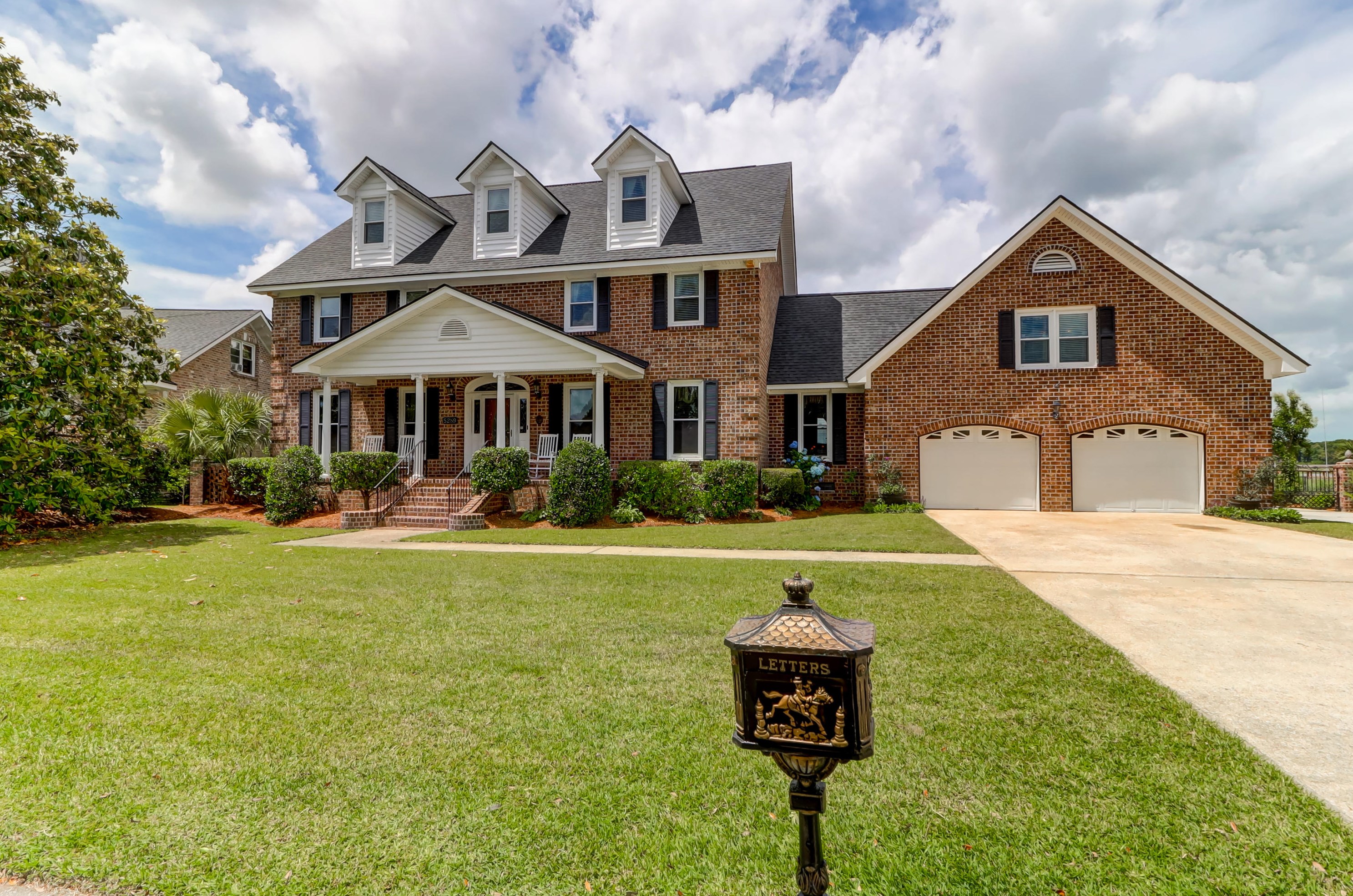 5289 Waterview Dr, Charleston, SC 29418-5724