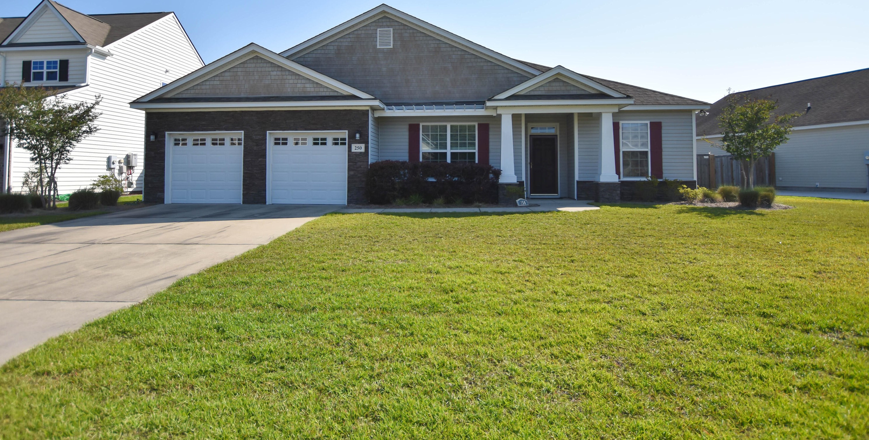 250 Pemberly Blvd, Summerville, SC 29483-7779