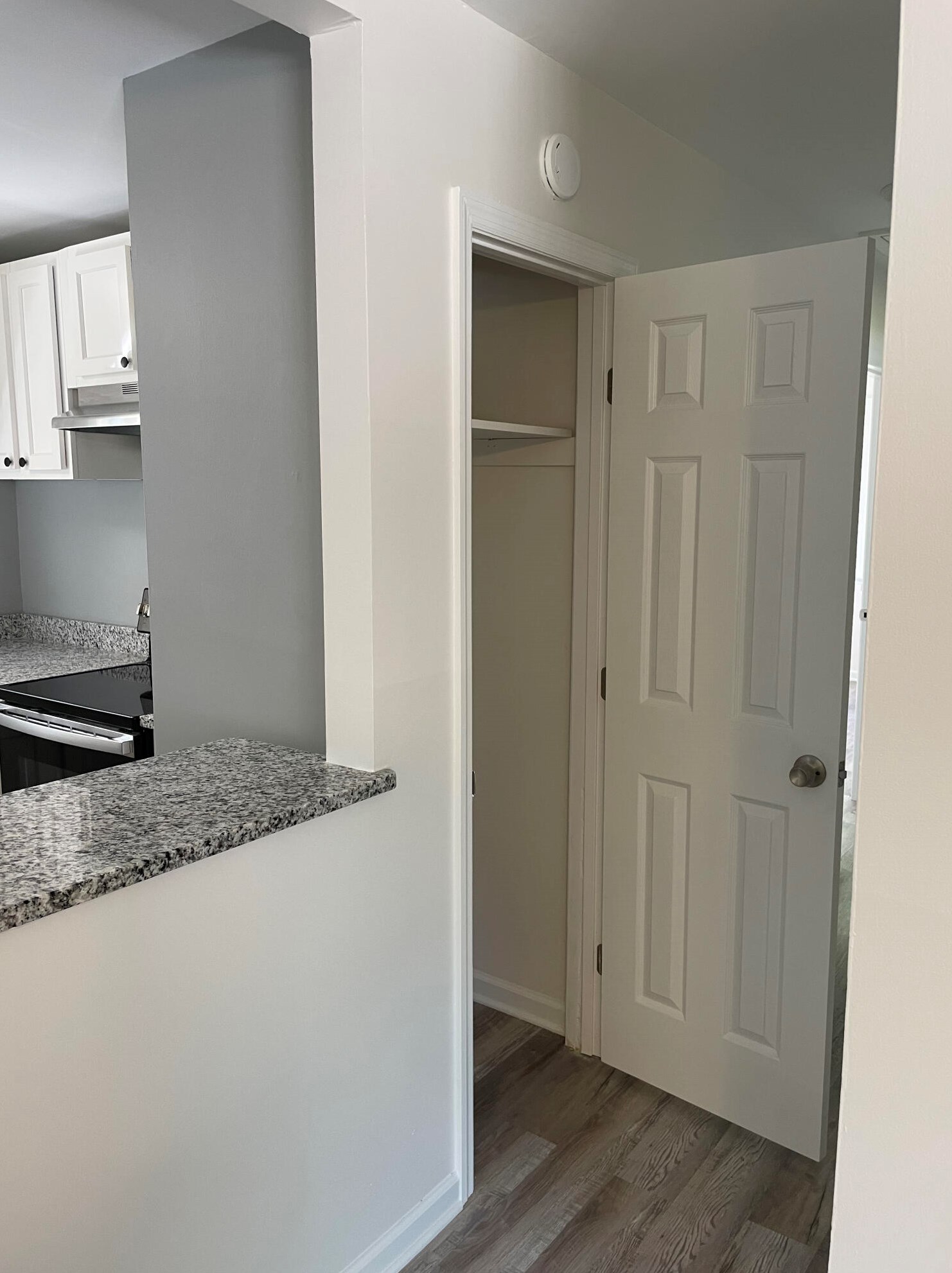 863 Cartwright Dr, Charleston SC  29414-5129 exterior