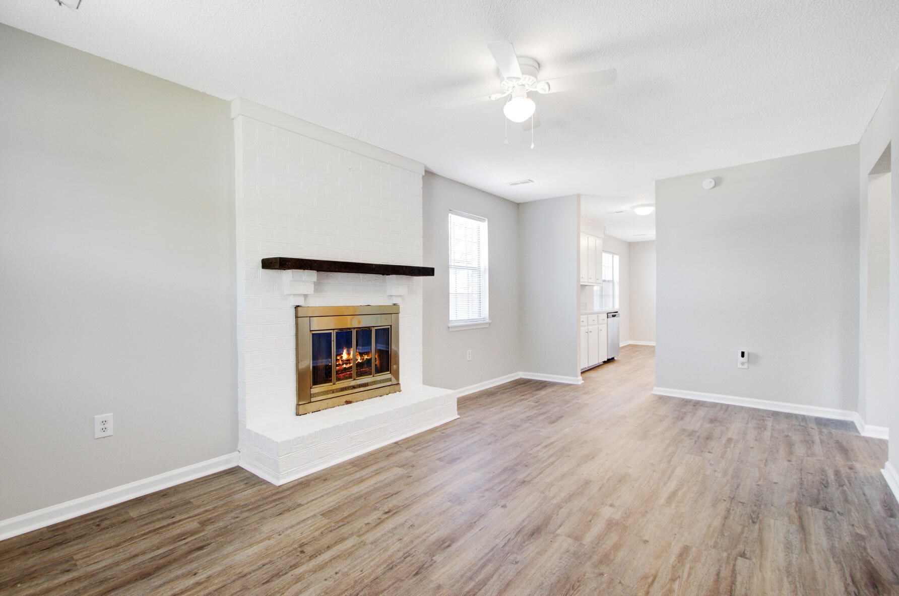 7701 Corley Dr, Charleston SC  29418-3120 exterior