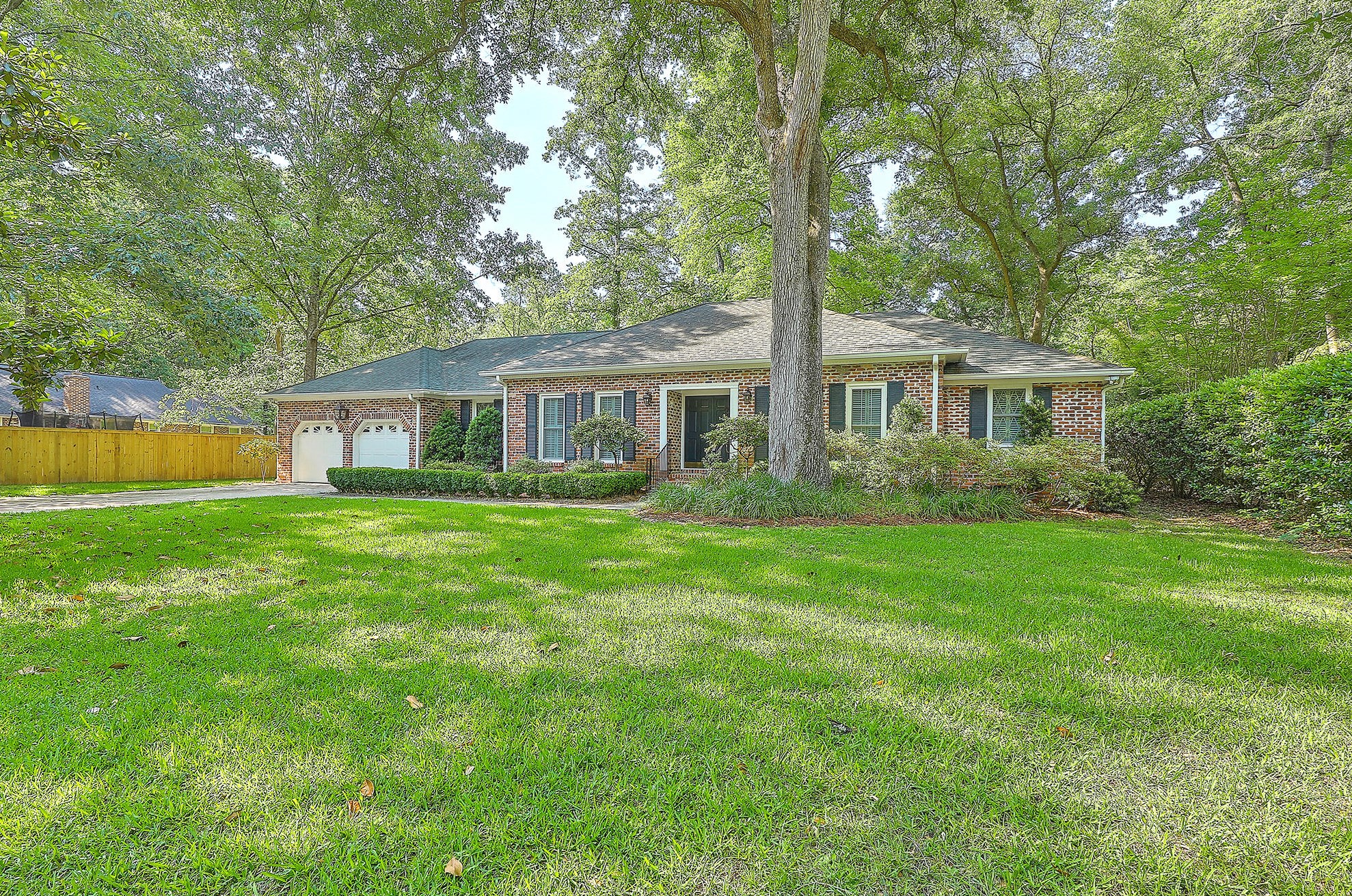 110 Mayfield St, Summerville, SC 29485-8312