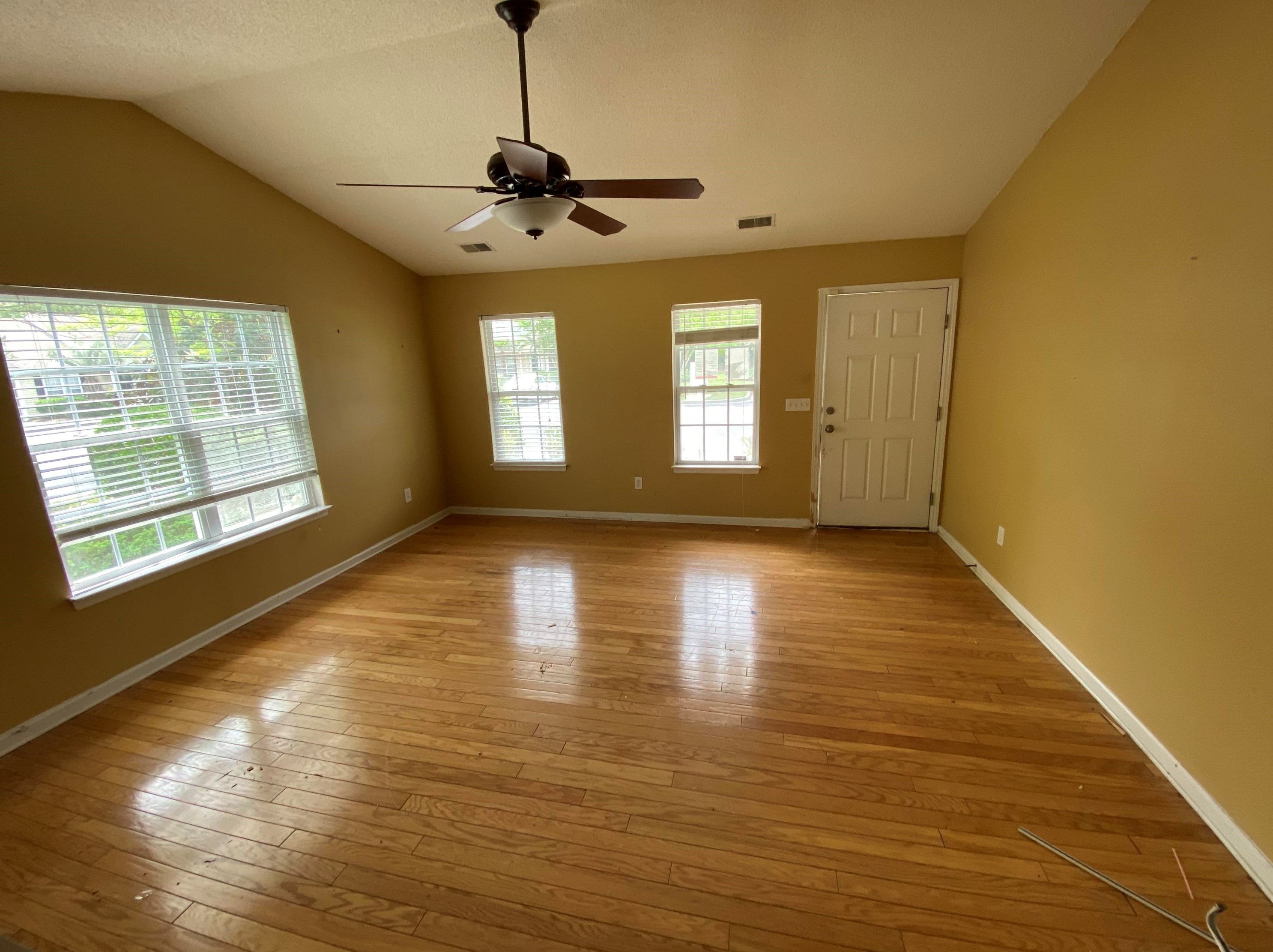 1000 Elm Hall Cir, Summerville, SC 29483-8682