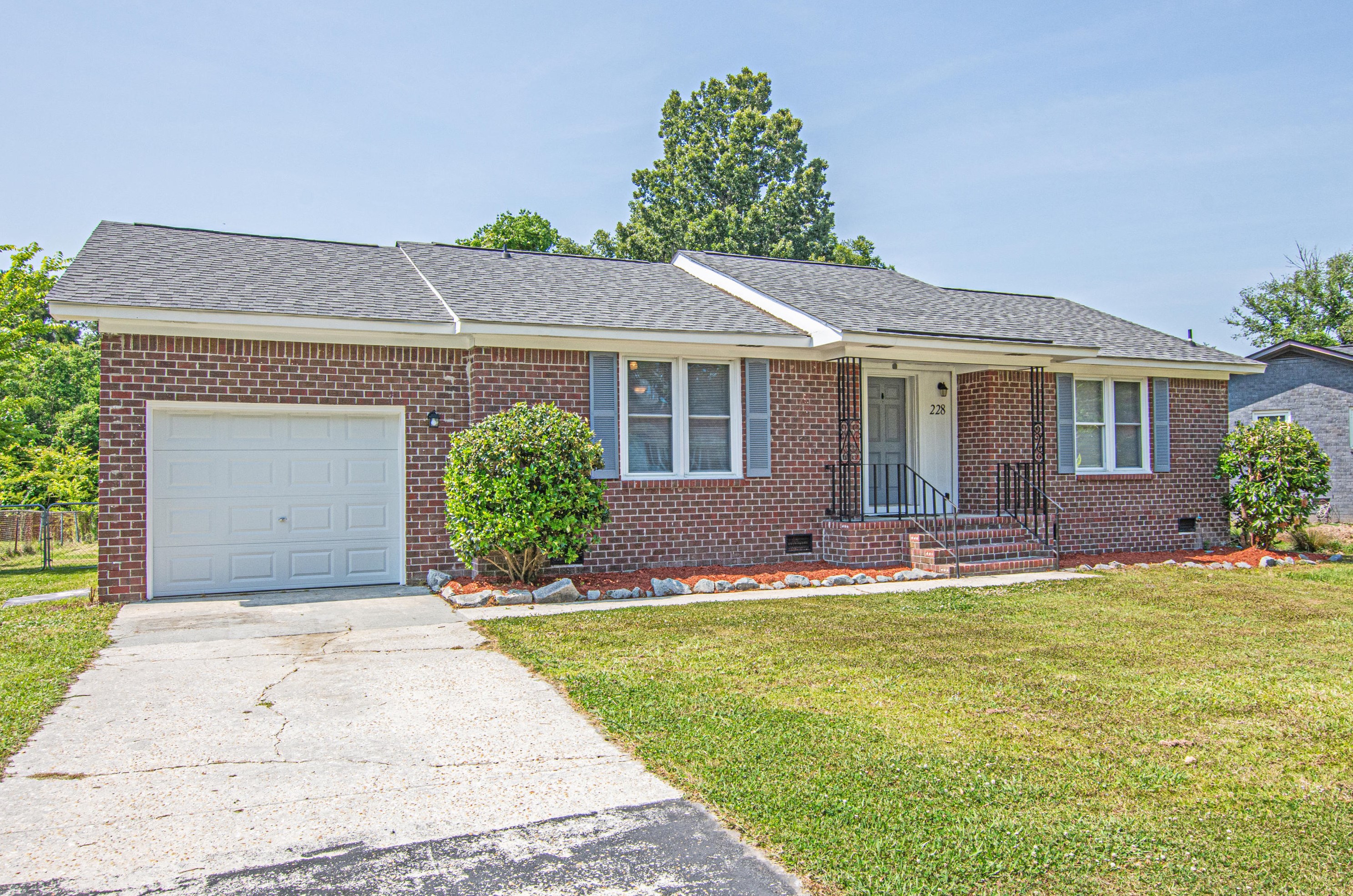 228 Trinity Pl, Ladson, SC 29456