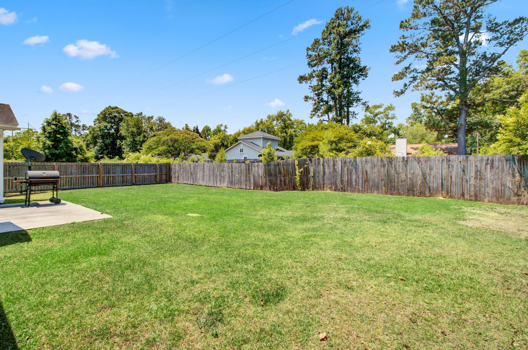 104 Weeks Ave, Charleston, SC 29445-4240