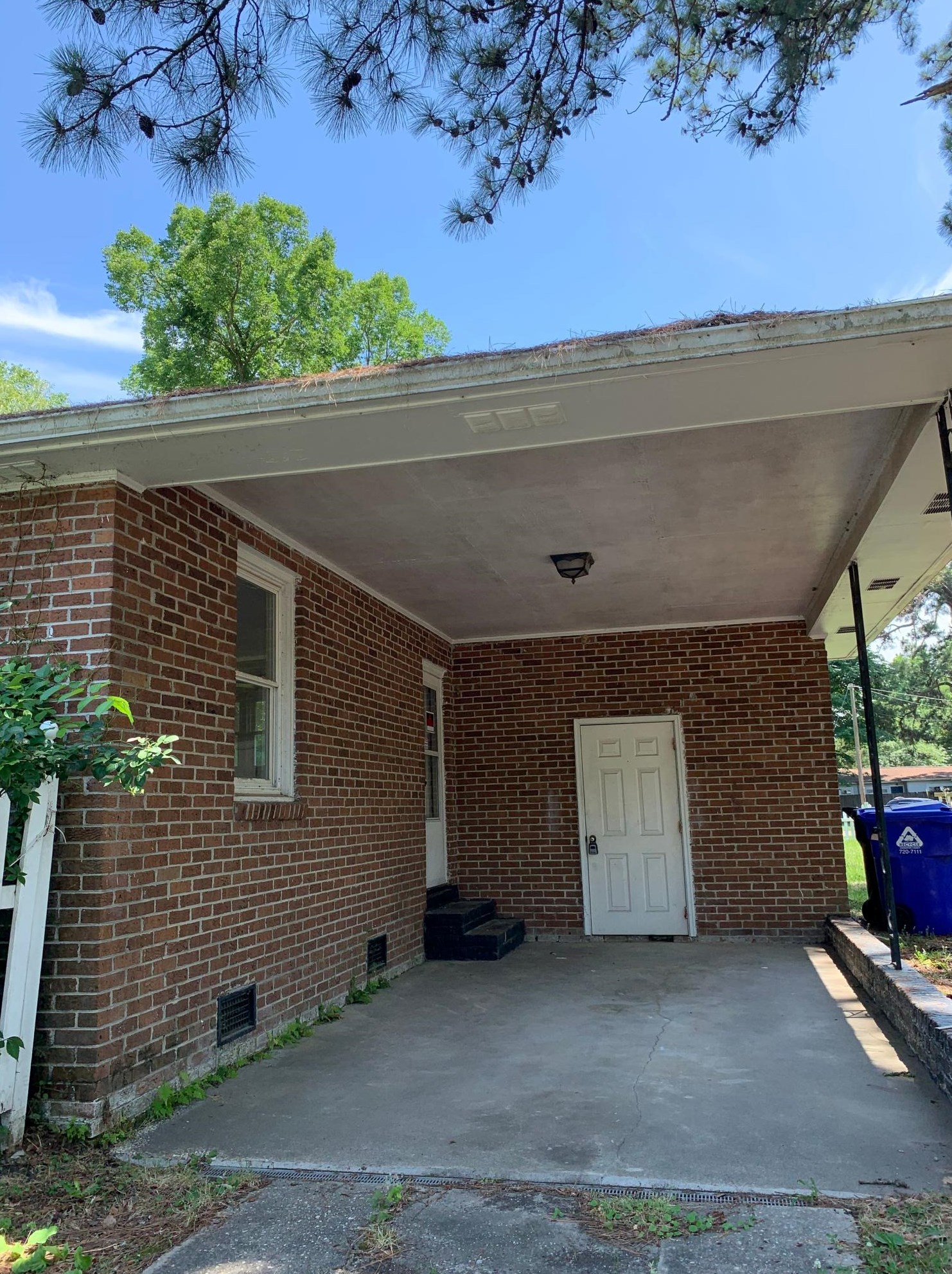 1521 Balsam St, Charleston, SC 29407