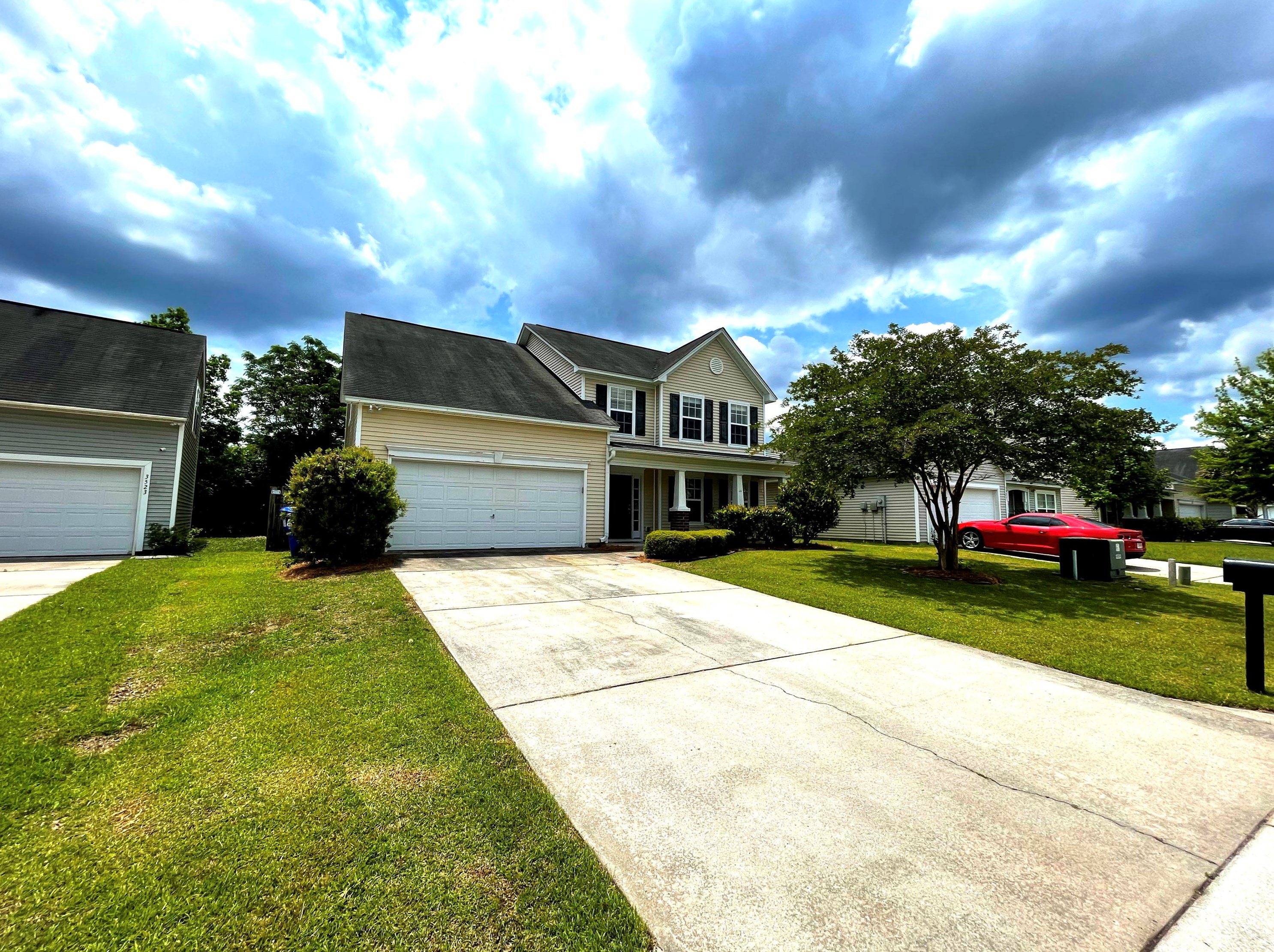 3525 Galaxy Rd, Ladson, SC 29456