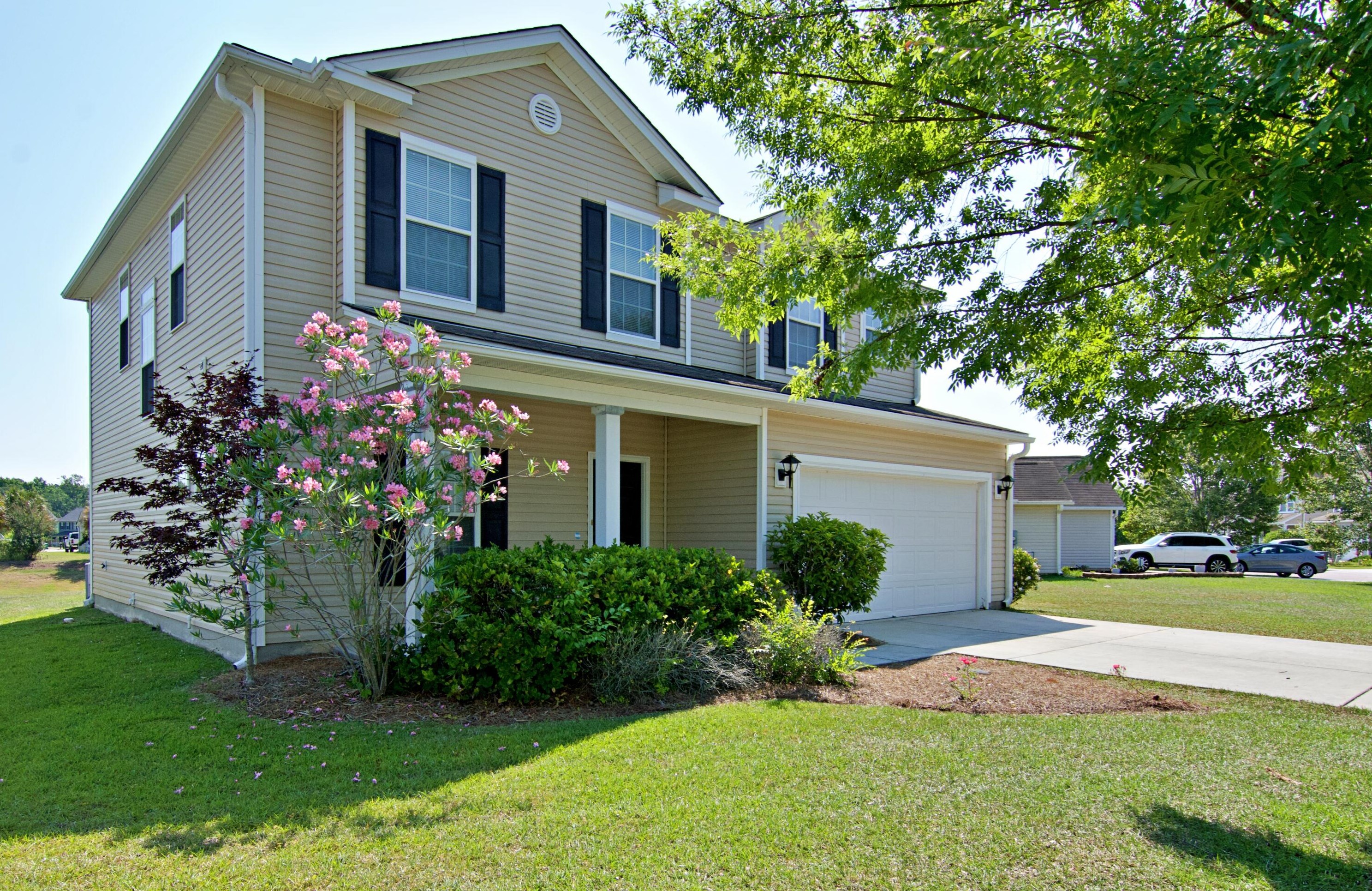 4011 Sanderson Ln, Summerville, SC 29483-5268