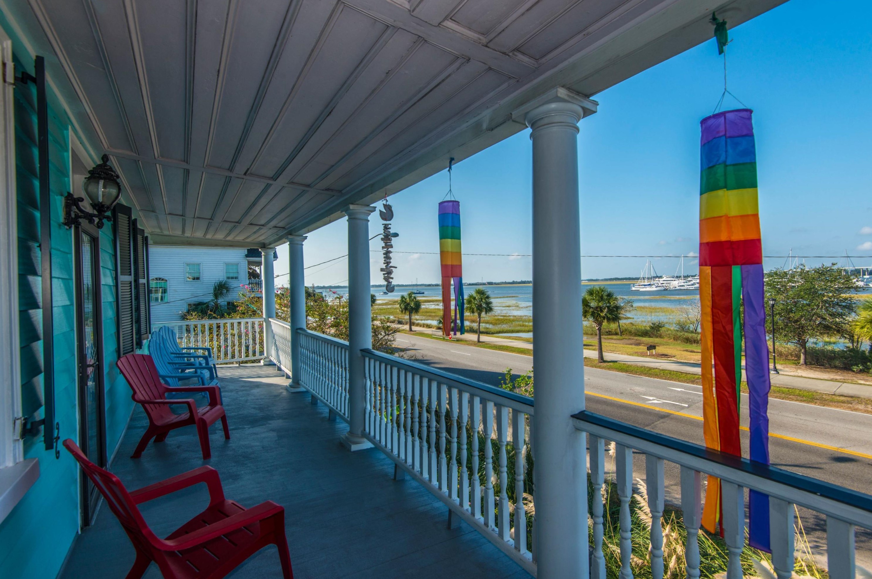 218 Wentworth St, Charleston SC 29401-1737 exterior