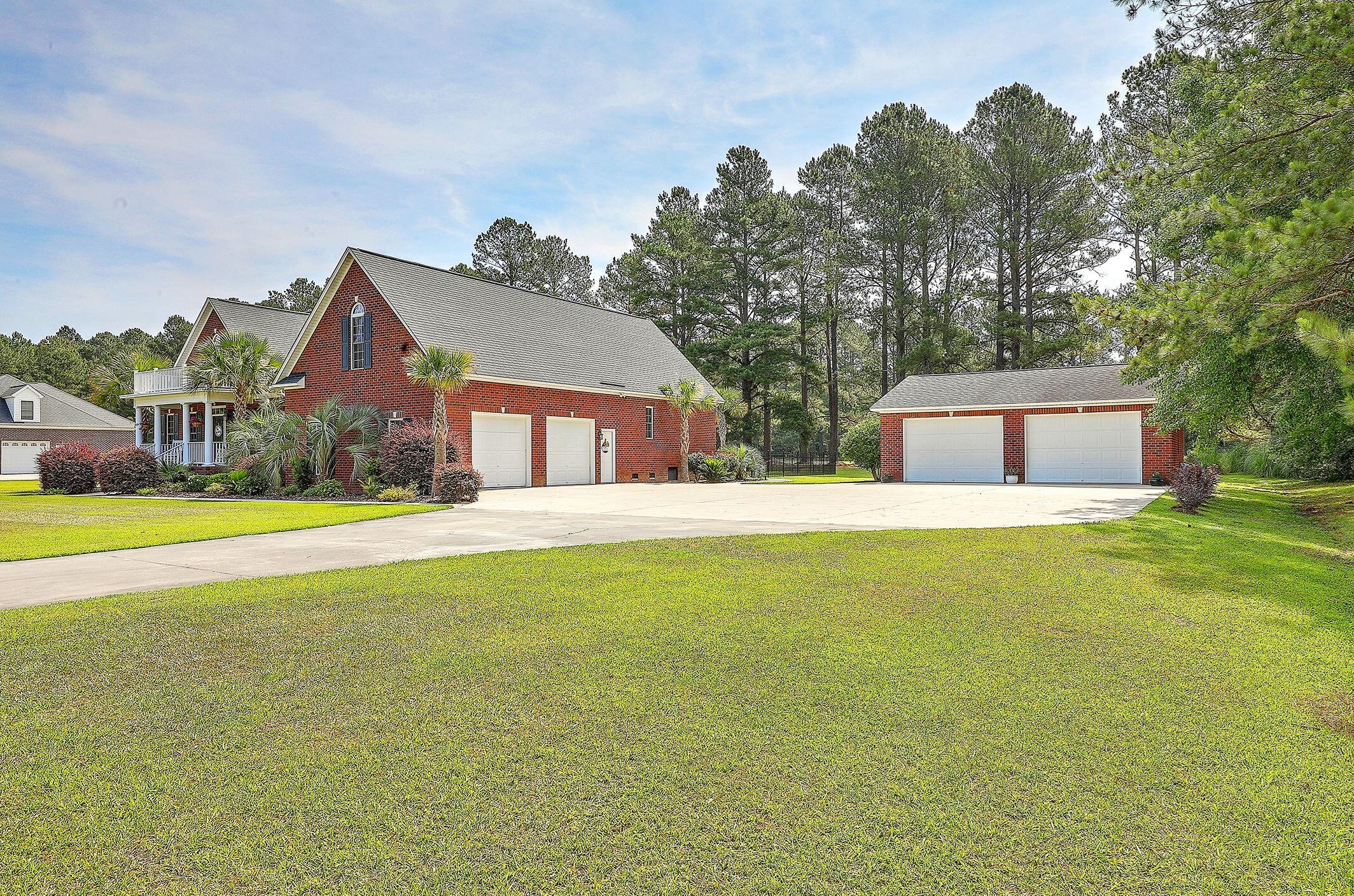 104 Fairway Ct, Saint George, SC 29477-7512