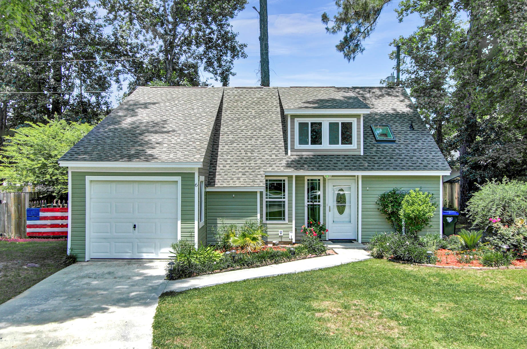 6 Princess Ct, Summerville, SC 29485-3425