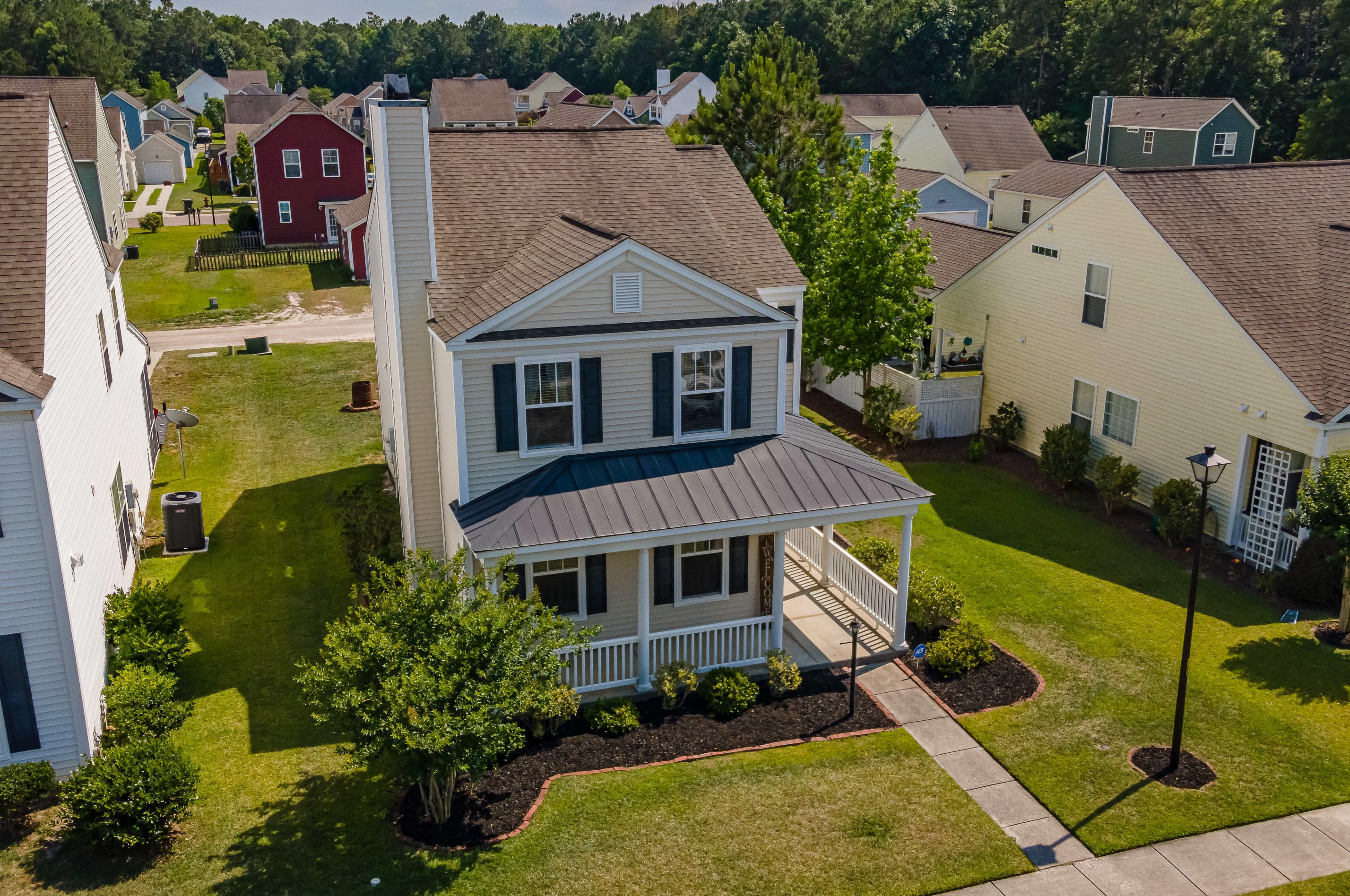 139 Red Leaf Blvd, Moncks Corner SC  29461-8844 exterior