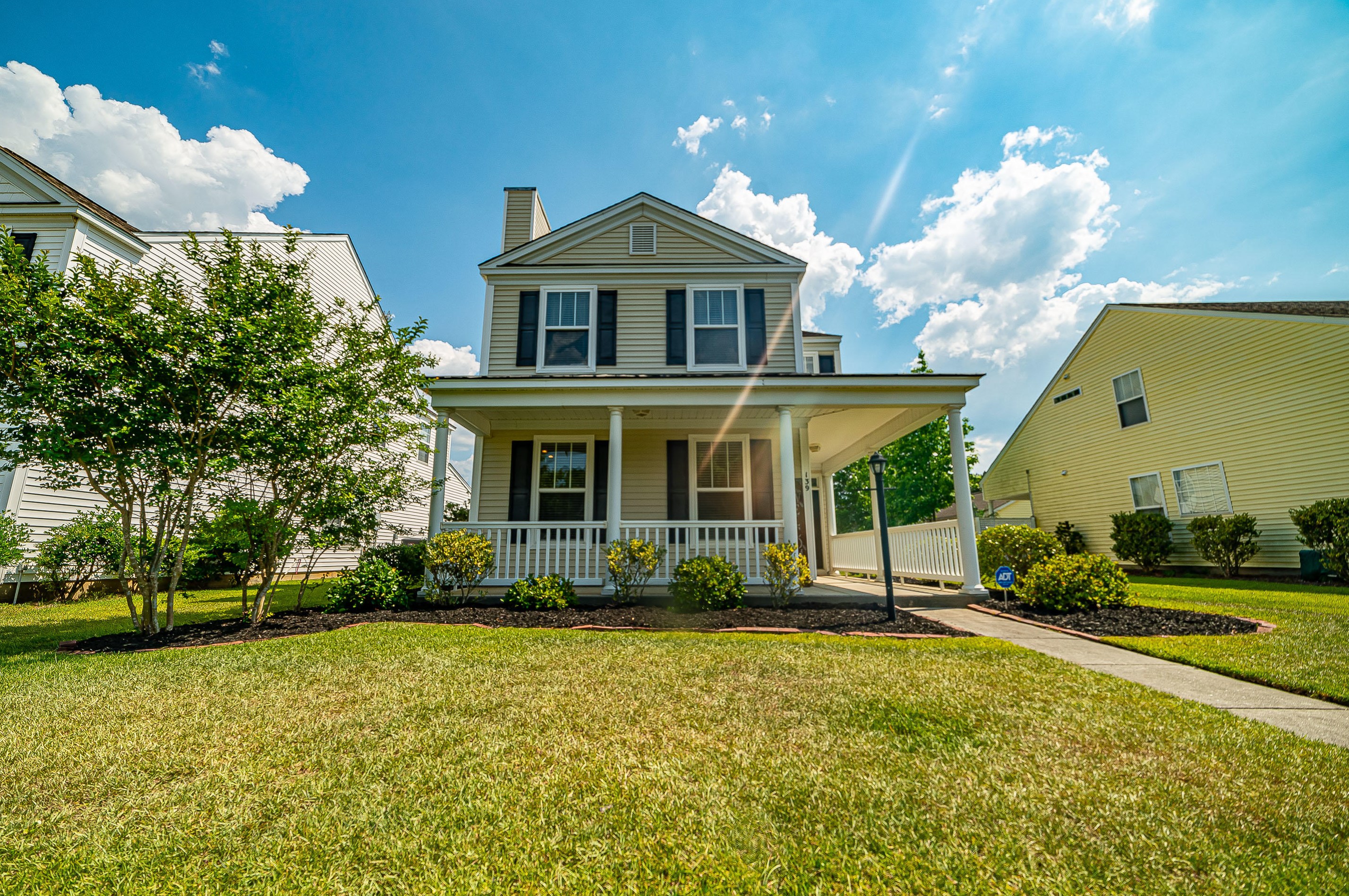 139 Red Leaf Blvd, Moncks Corner SC  29461-8844 exterior