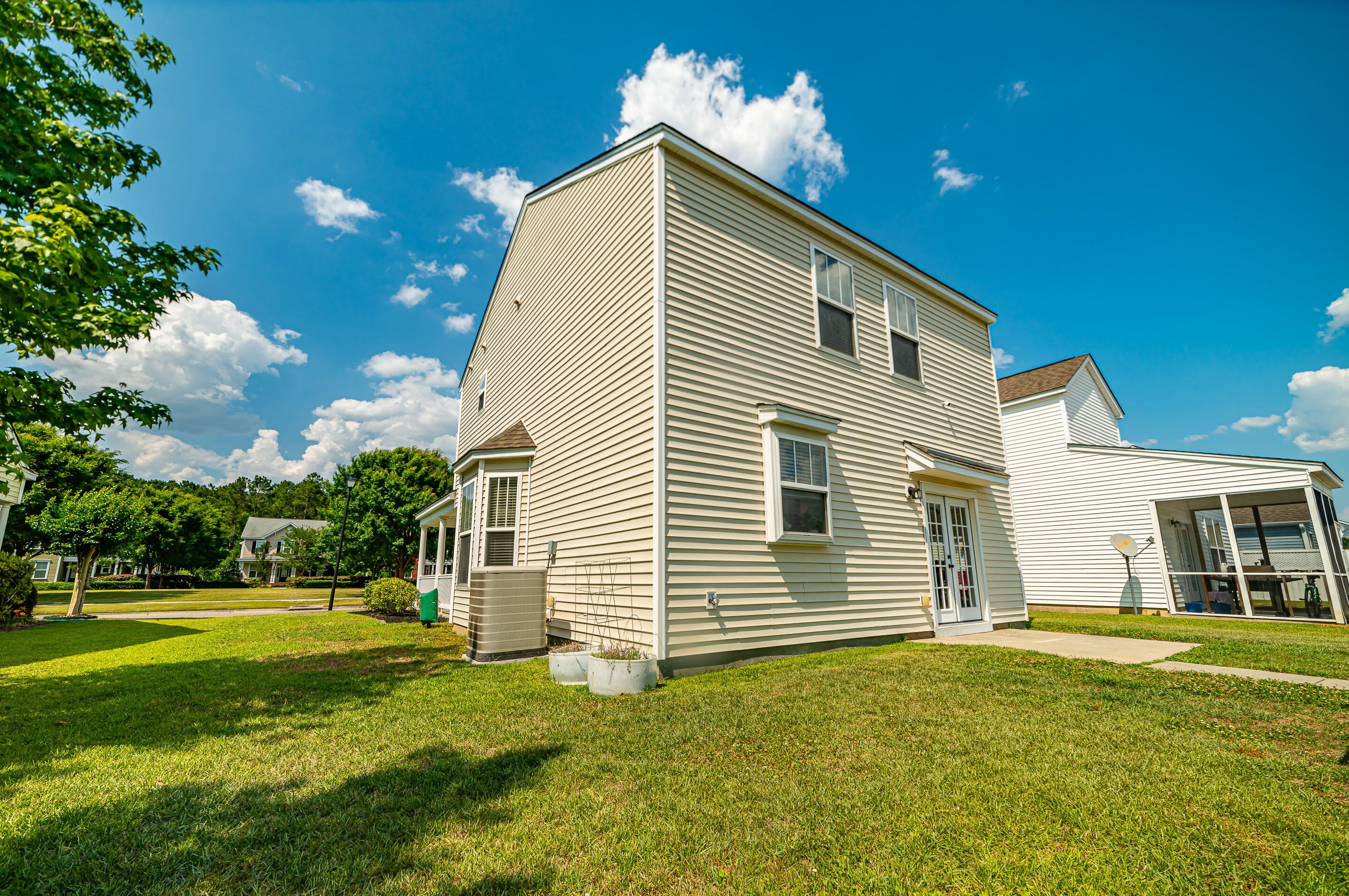 139 Red Leaf Blvd, Moncks Corner SC  29461-8844 exterior