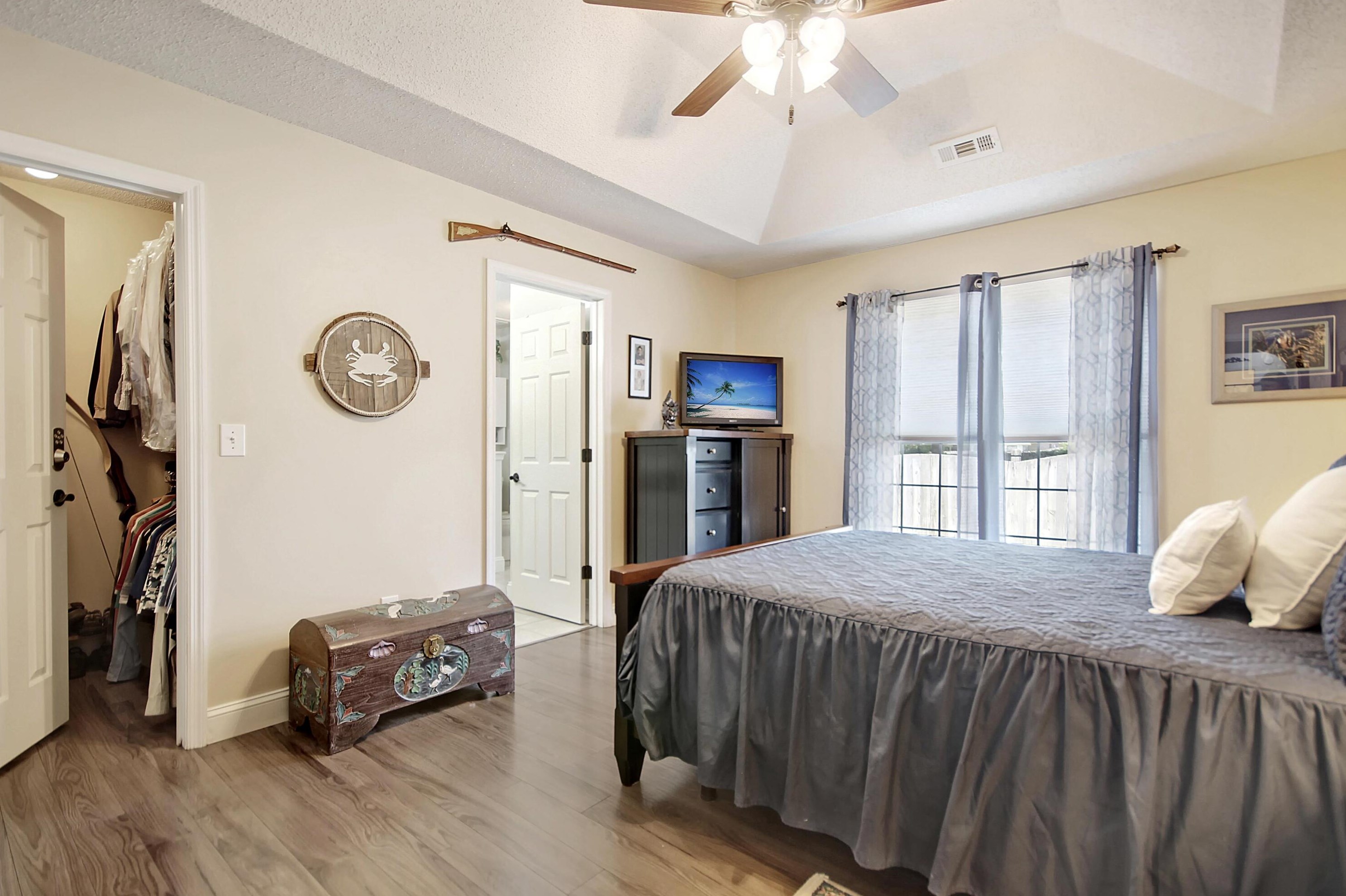 106 Elaine St, Charleston SC  29445-3170 exterior