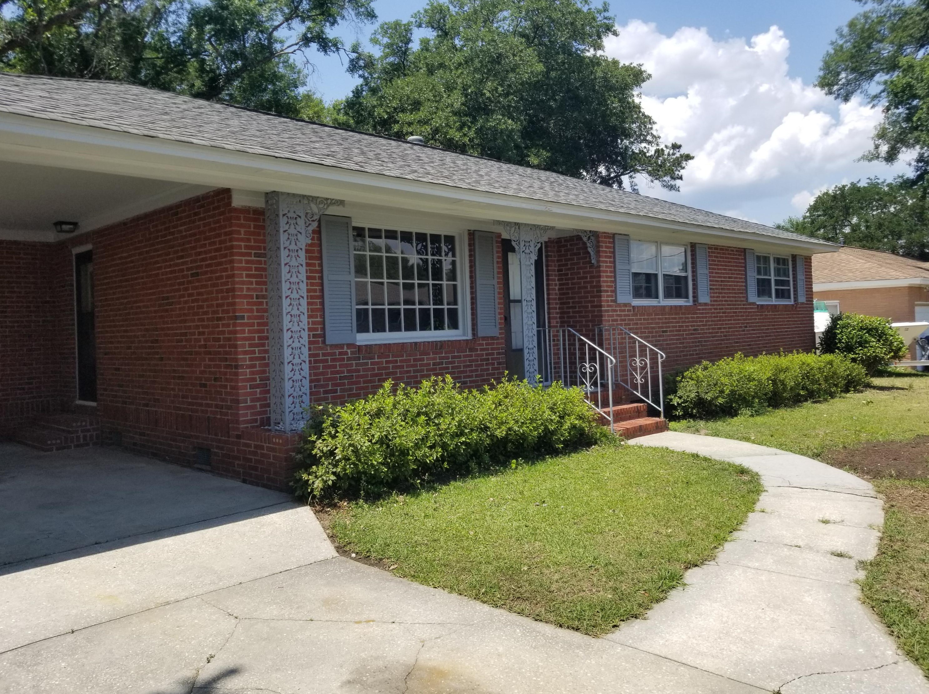 1749 Mulmar St, Charleston, SC 29407-3621
