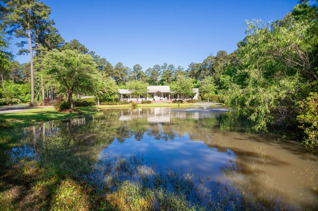 104 Rocky Rd, Walterboro, SC 29488-7697