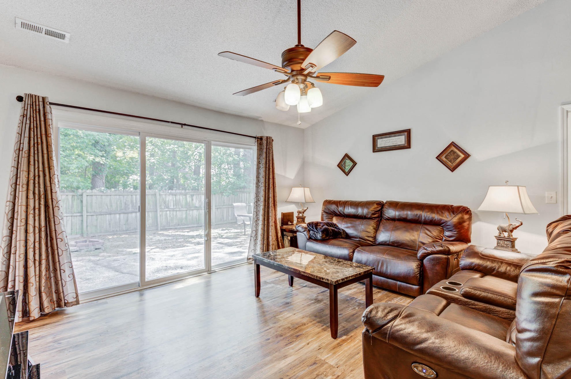 104 Saxton Ct, Charleston, SC 29445-5400