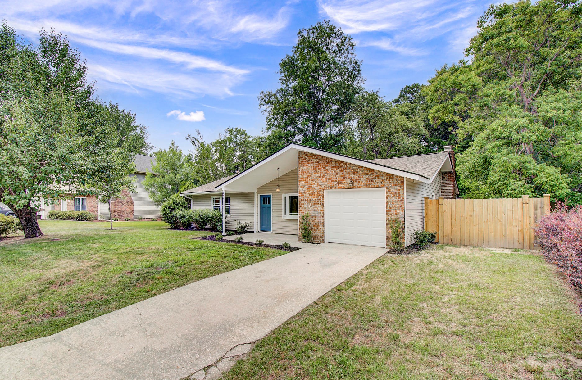 427 Temple Rd, Ladson, SC 29456