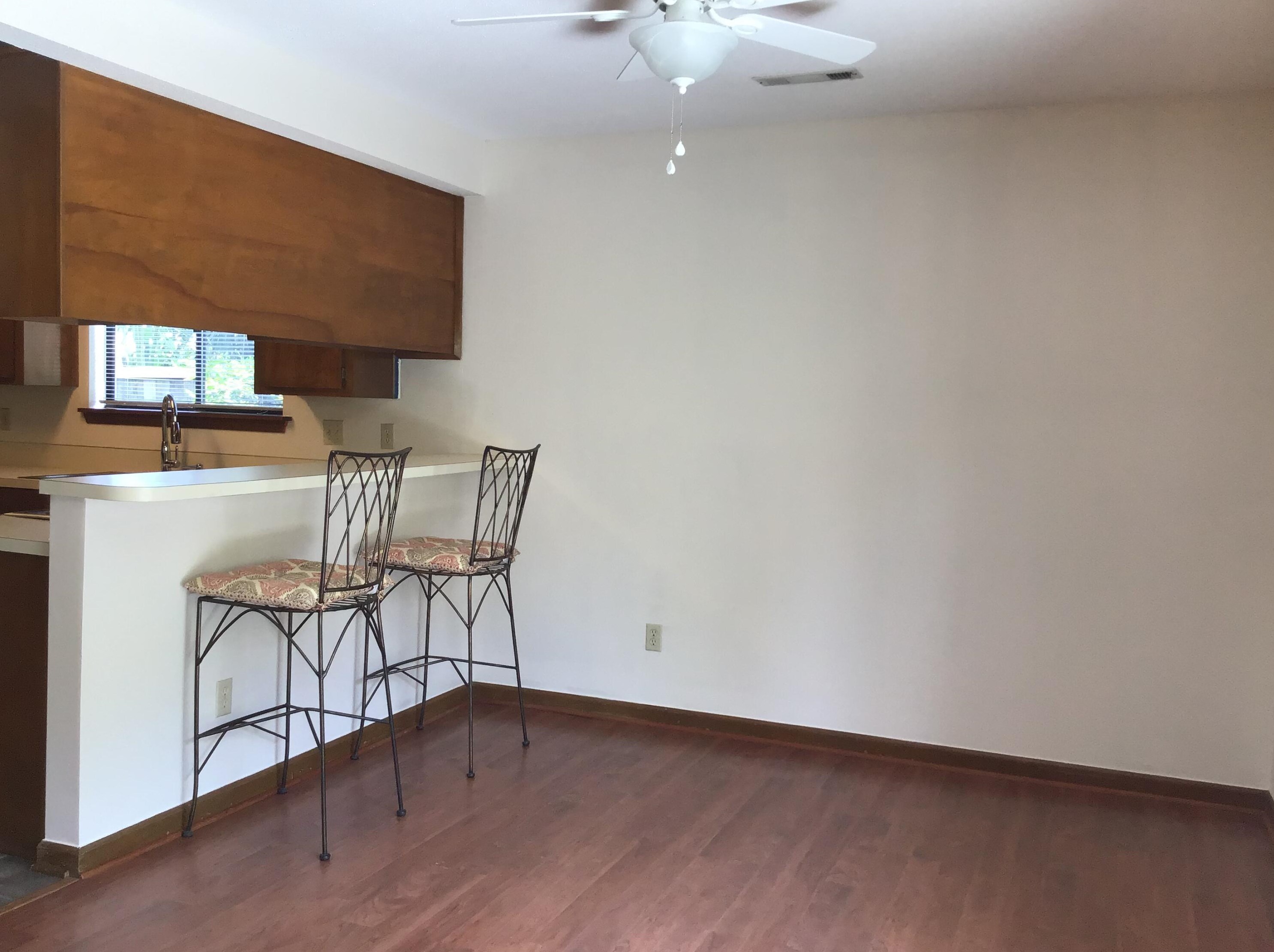 6 Maplecrest Dr, Charleston SC  29412-3750 exterior