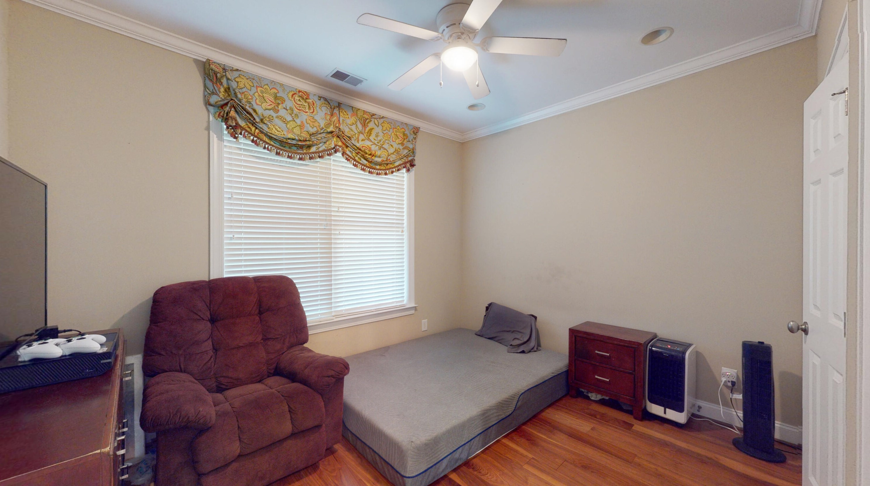 144 Red Leaf Blvd, Moncks Corner SC  29461-8843 exterior